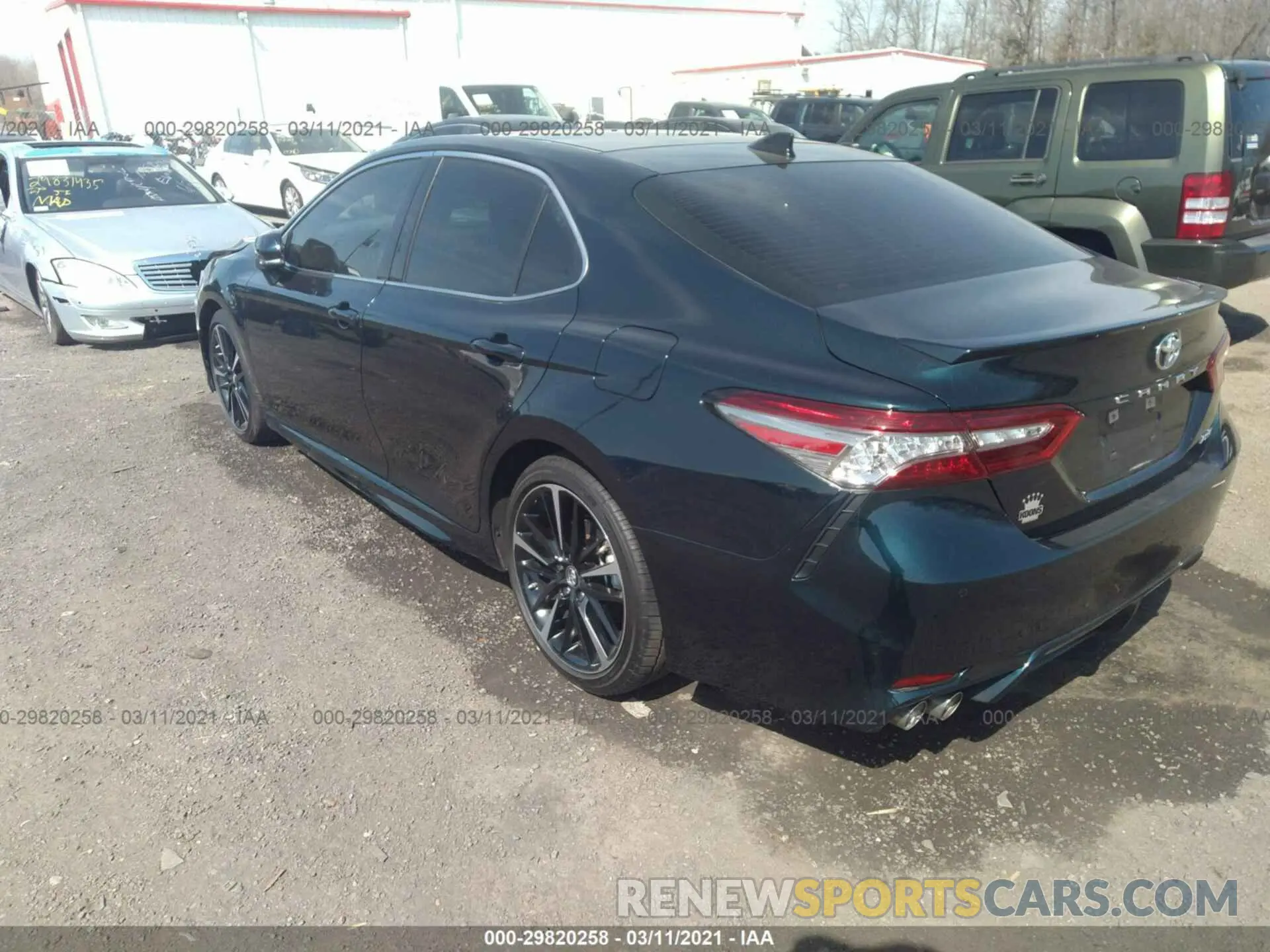 3 fotografías del automóvil dañado 4T1B61HK8KU733746 TOYOTA CAMRY 2019