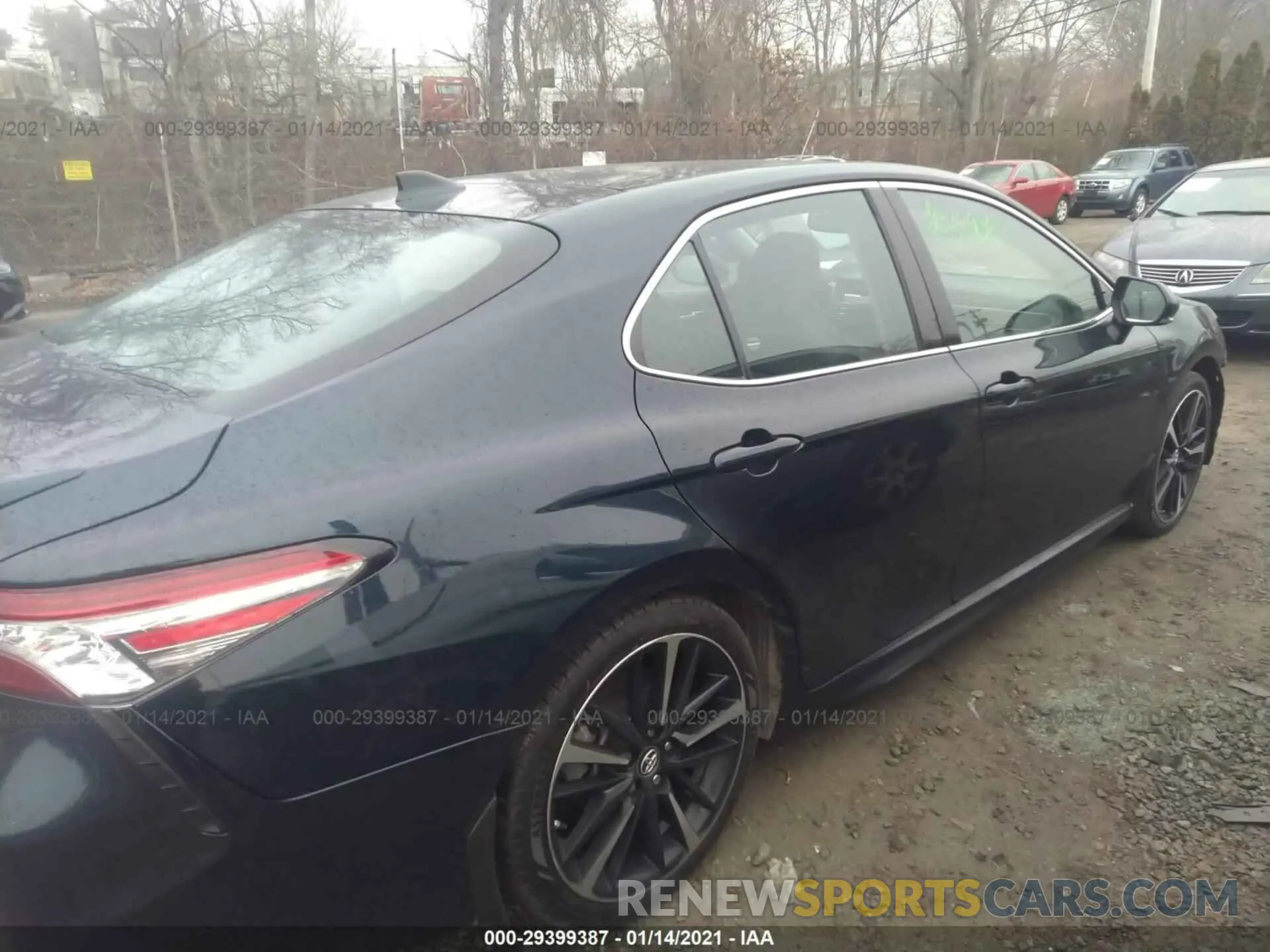 4 fotografías del automóvil dañado 4T1B61HK8KU756329 TOYOTA CAMRY 2019