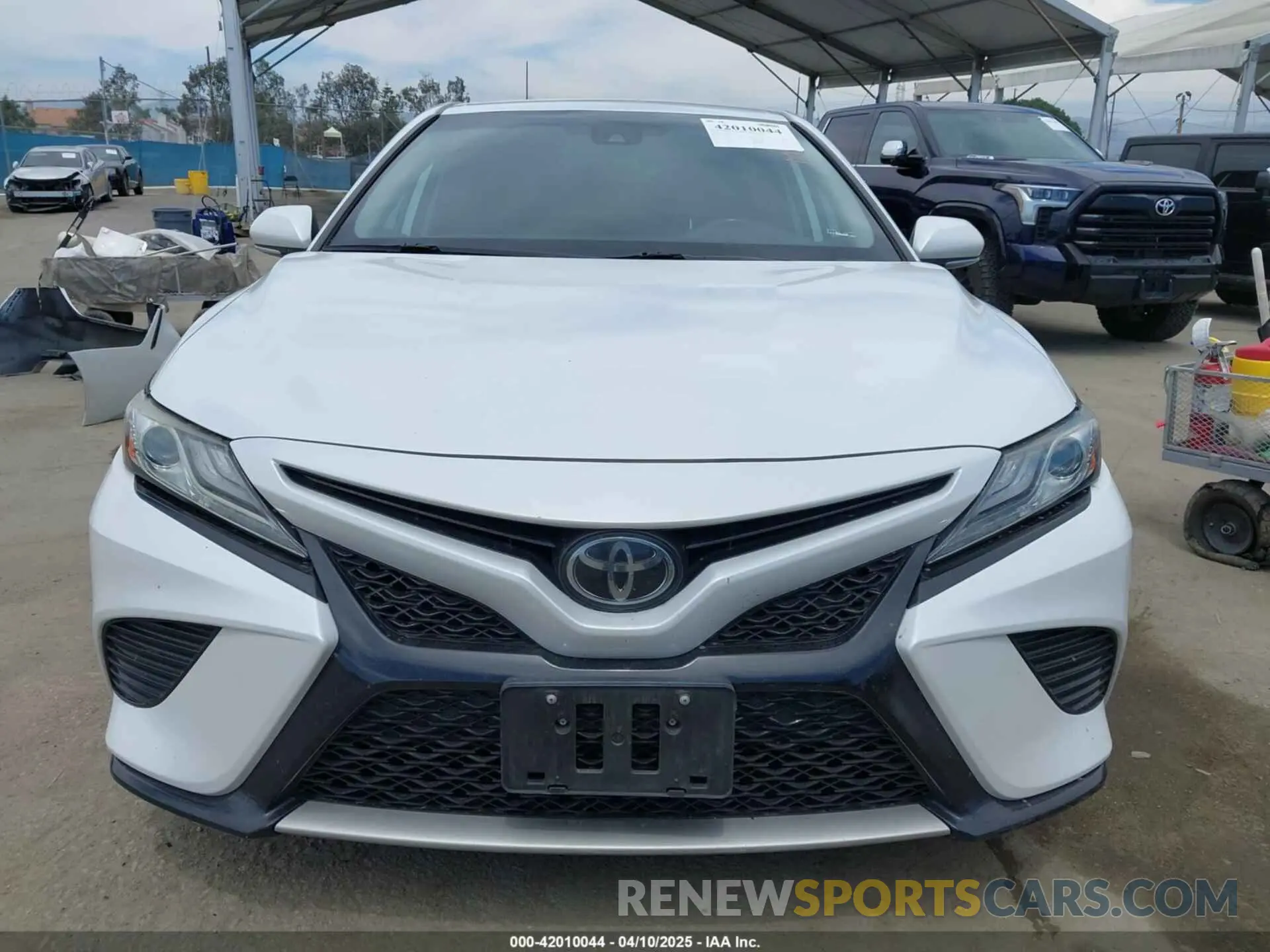 13 fotografías del automóvil dañado 4T1B61HK8KU803178 TOYOTA CAMRY 2019