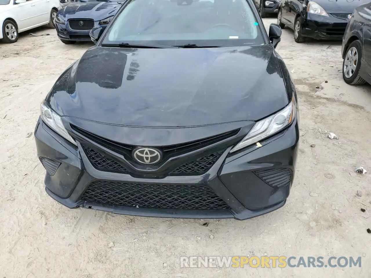 9 fotografías del automóvil dañado 4T1B61HK8KU831224 TOYOTA CAMRY 2019