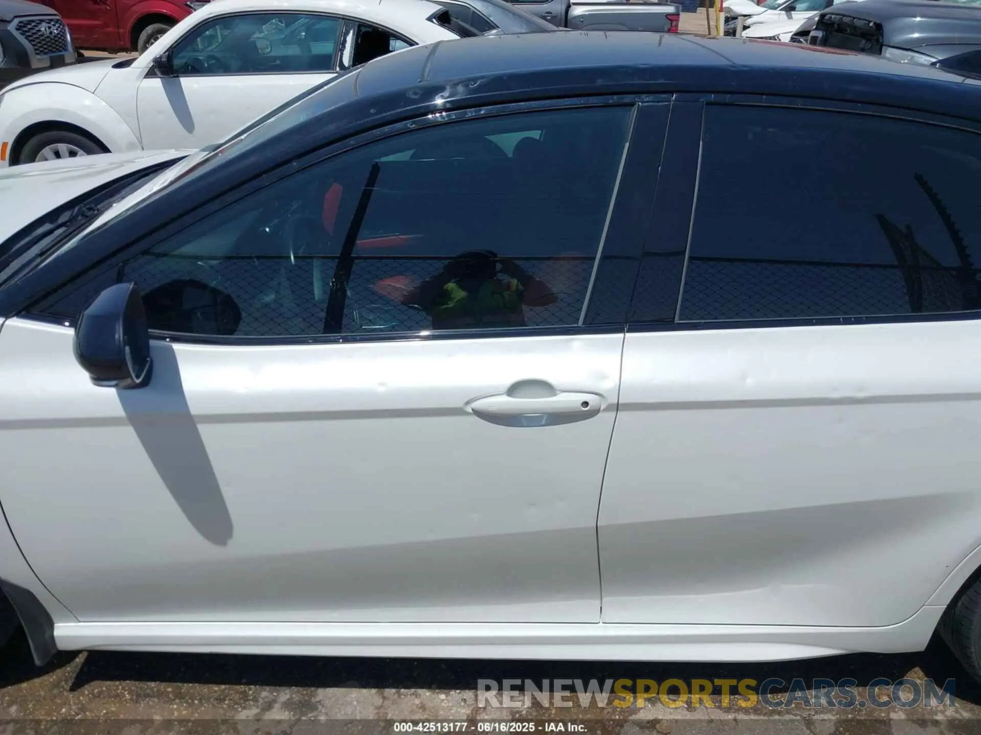 14 fotografías del automóvil dañado 4T1B61HK9KU262383 TOYOTA CAMRY 2019
