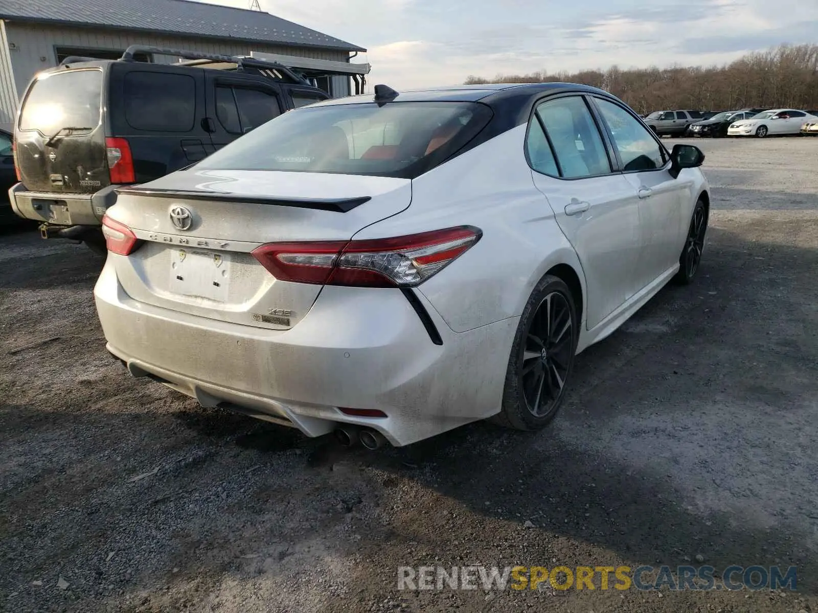 4 fotografías del automóvil dañado 4T1B61HK9KU293990 TOYOTA CAMRY 2019