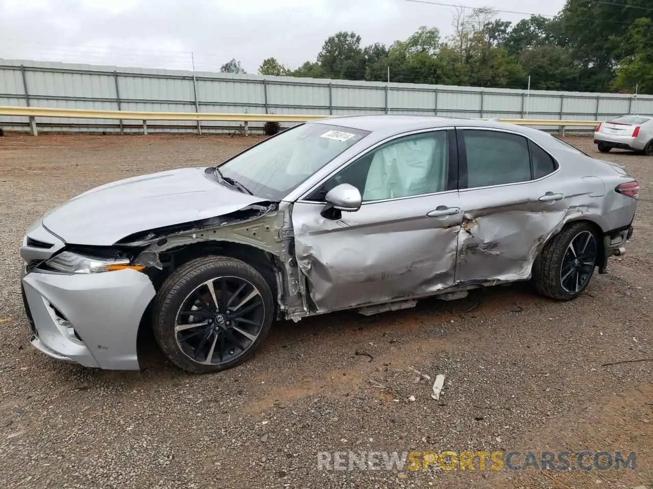 1 fotografías del automóvil dañado 4T1B61HK9KU754458 TOYOTA CAMRY 2019