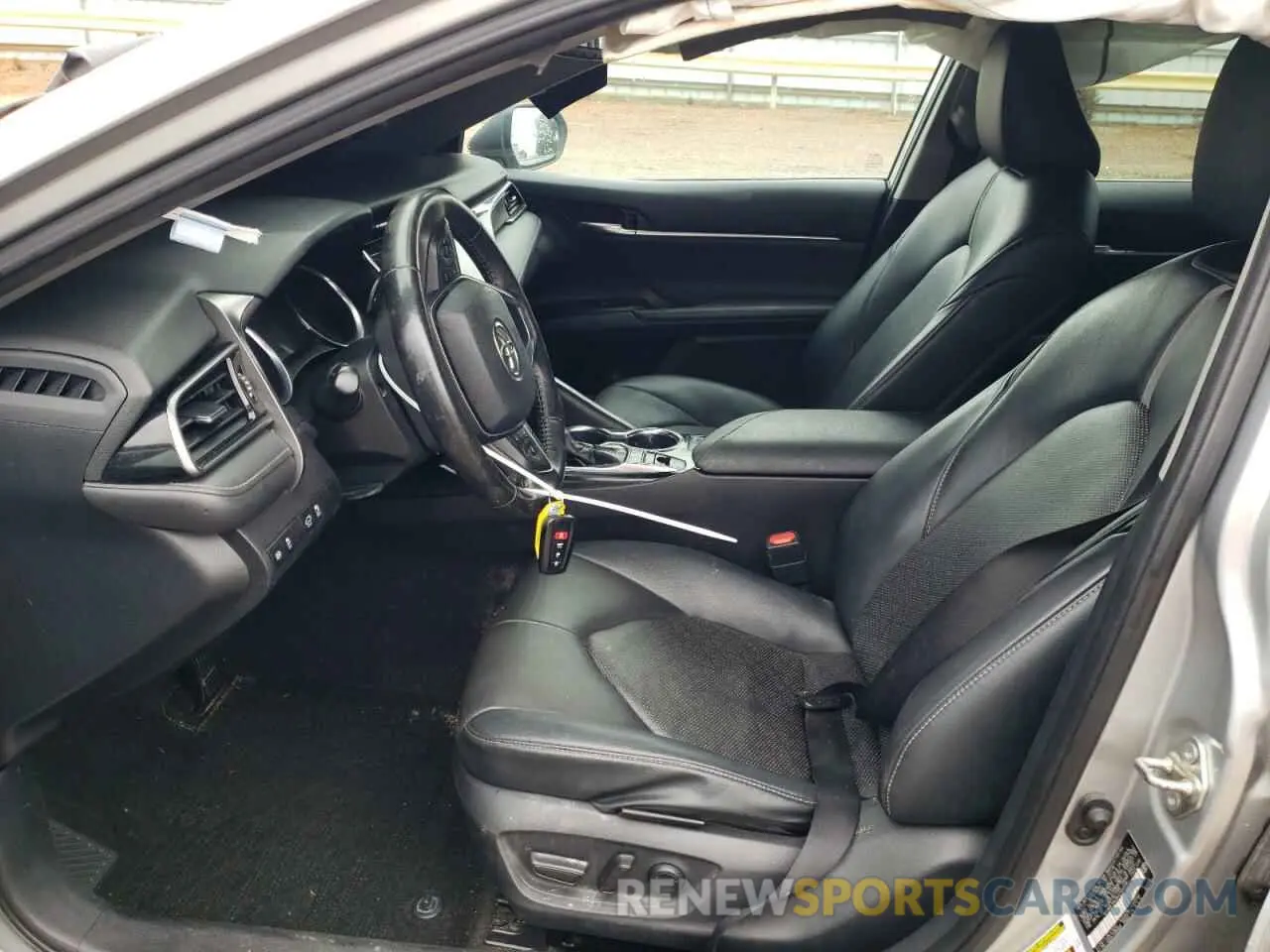 7 fotografías del automóvil dañado 4T1B61HK9KU754458 TOYOTA CAMRY 2019