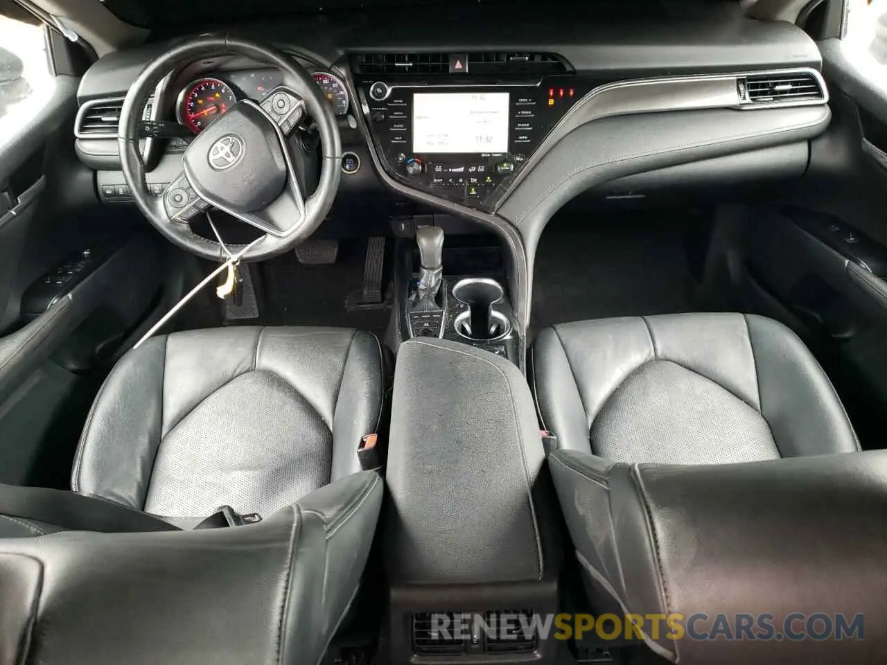 8 fotografías del automóvil dañado 4T1B61HK9KU754458 TOYOTA CAMRY 2019