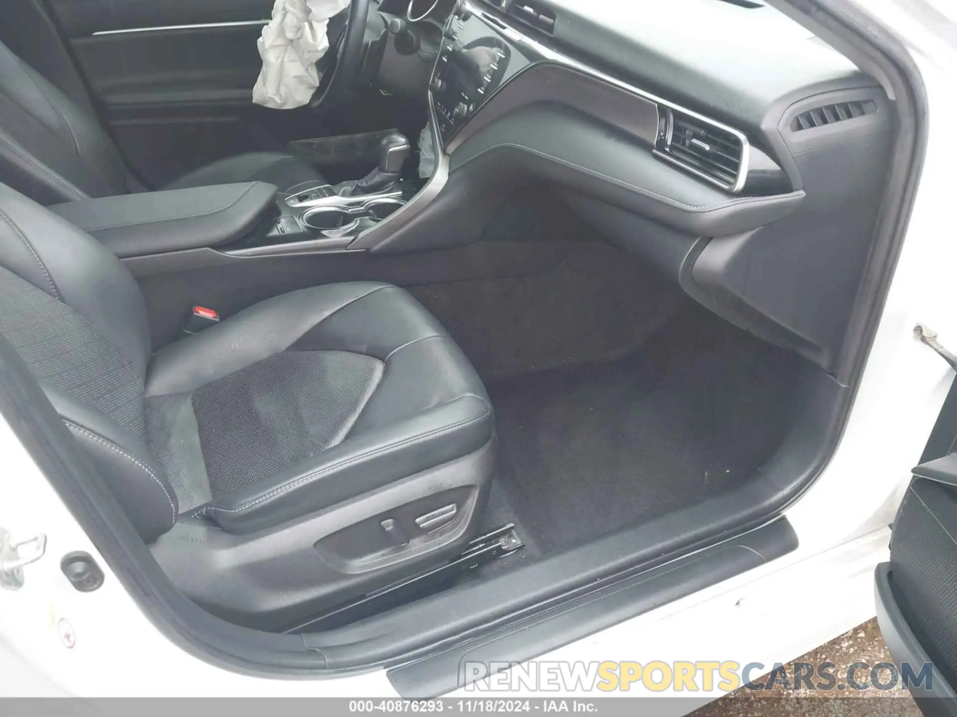 5 fotografías del automóvil dañado 4T1B61HK9KU764522 TOYOTA CAMRY 2019