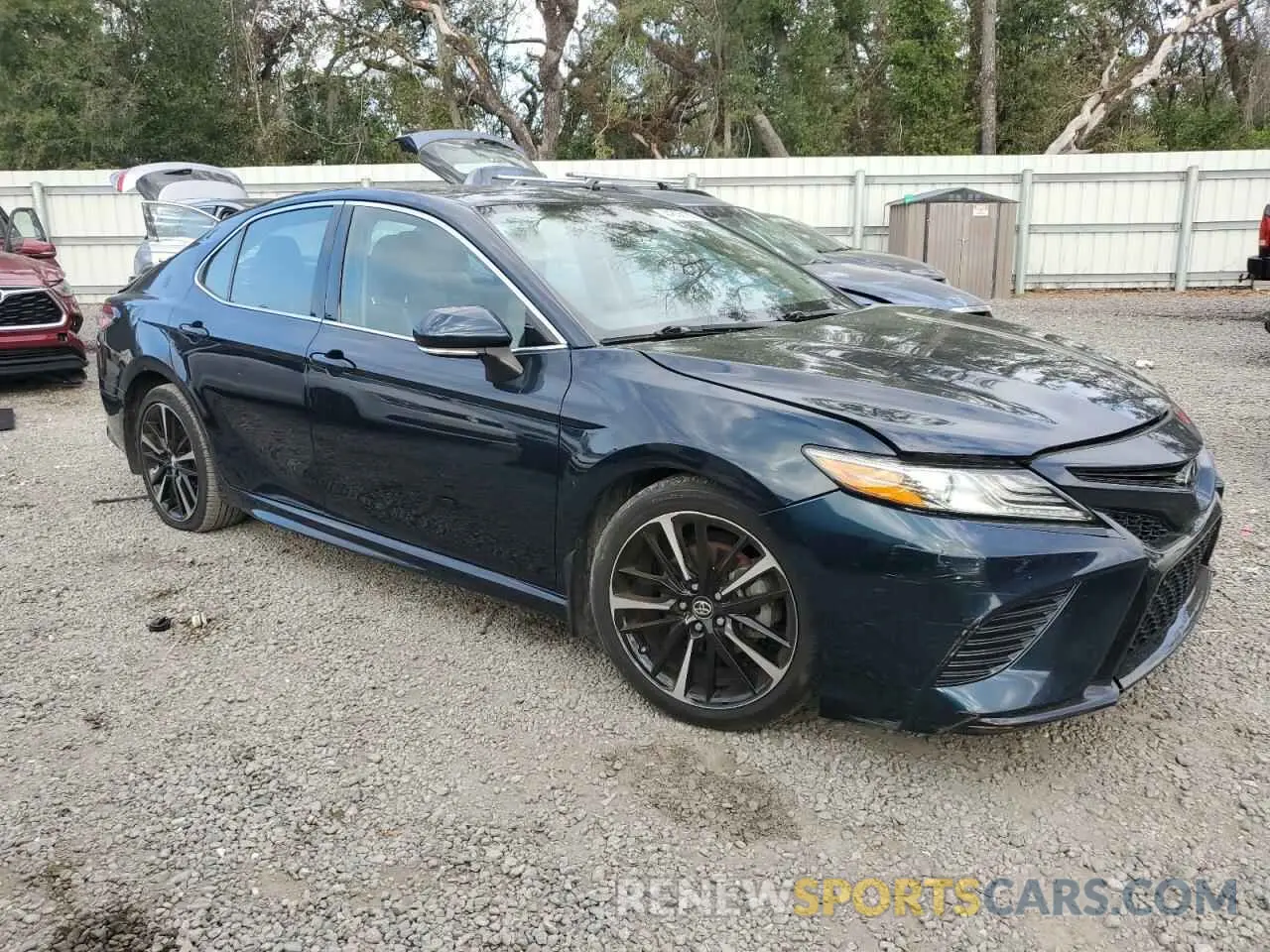 4 fotografías del automóvil dañado 4T1B61HK9KU795818 TOYOTA CAMRY 2019