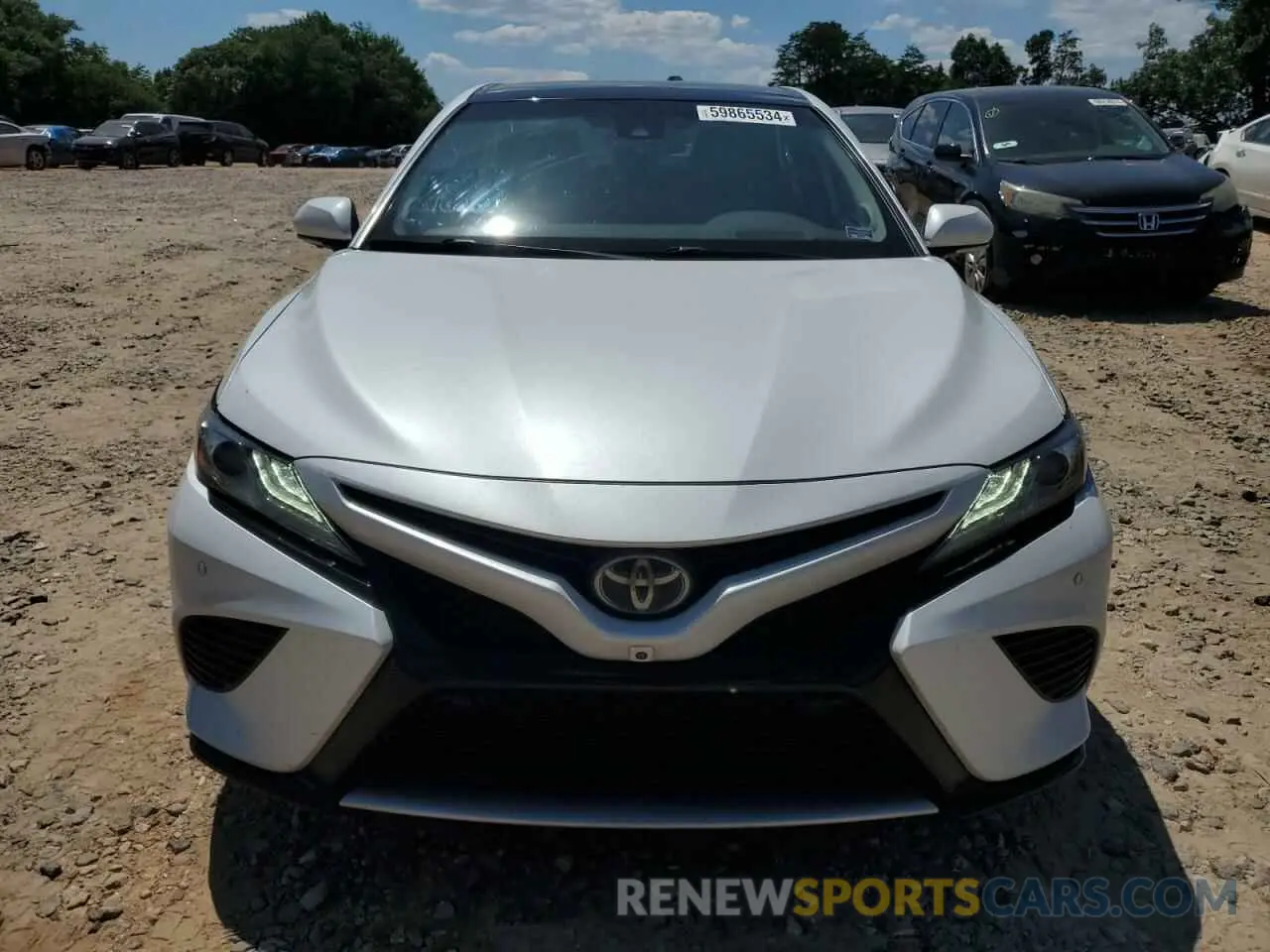 5 fotografías del automóvil dañado 4T1B61HK9KU829174 TOYOTA CAMRY 2019
