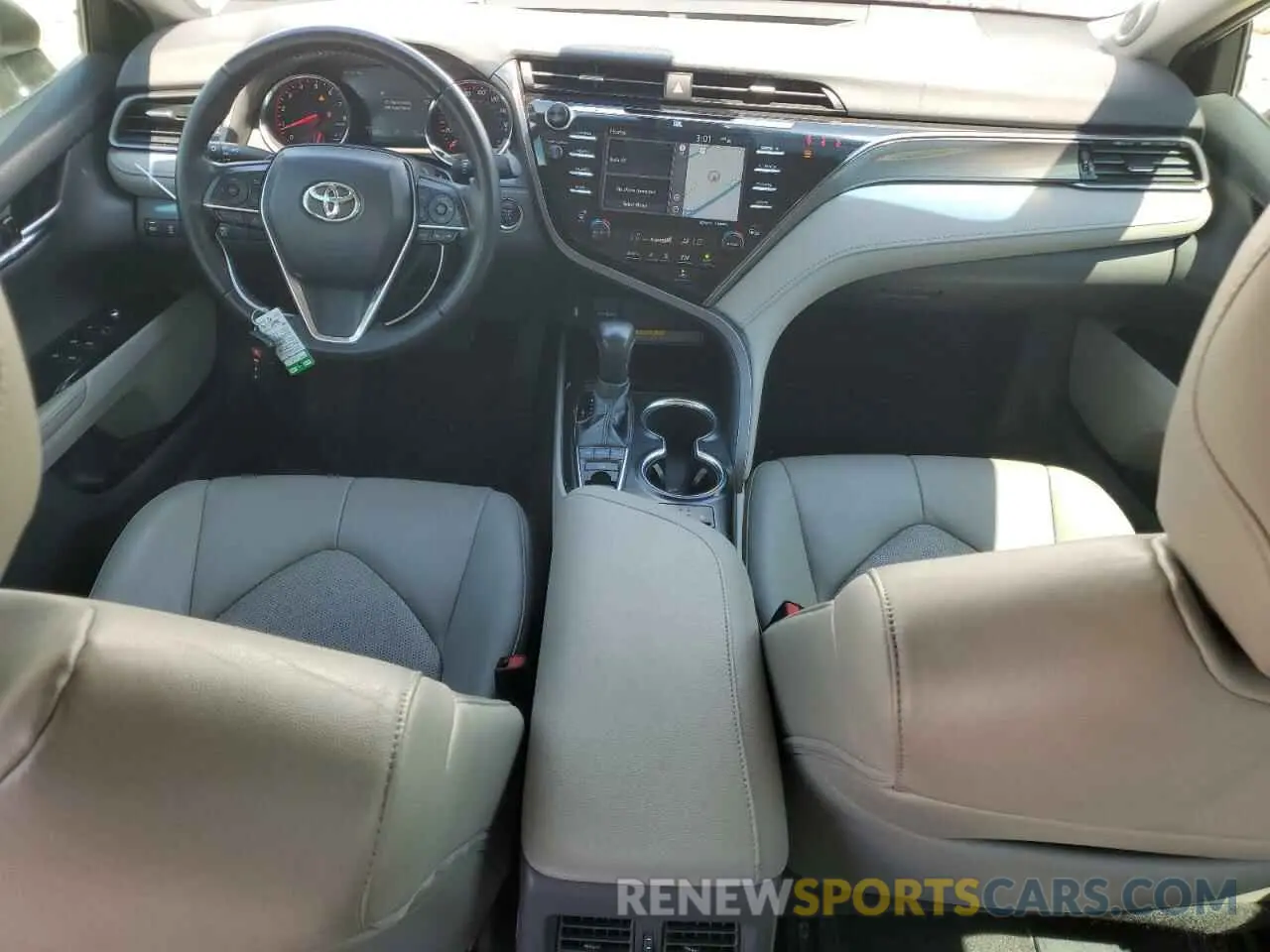 8 fotografías del automóvil dañado 4T1B61HK9KU829174 TOYOTA CAMRY 2019