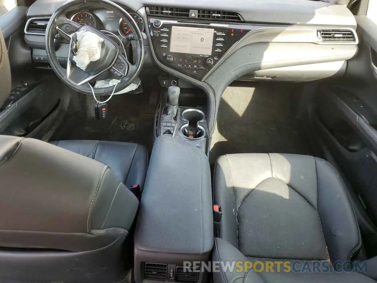 8 fotografías del automóvil dañado 4T1B61HKXKU252042 TOYOTA CAMRY 2019