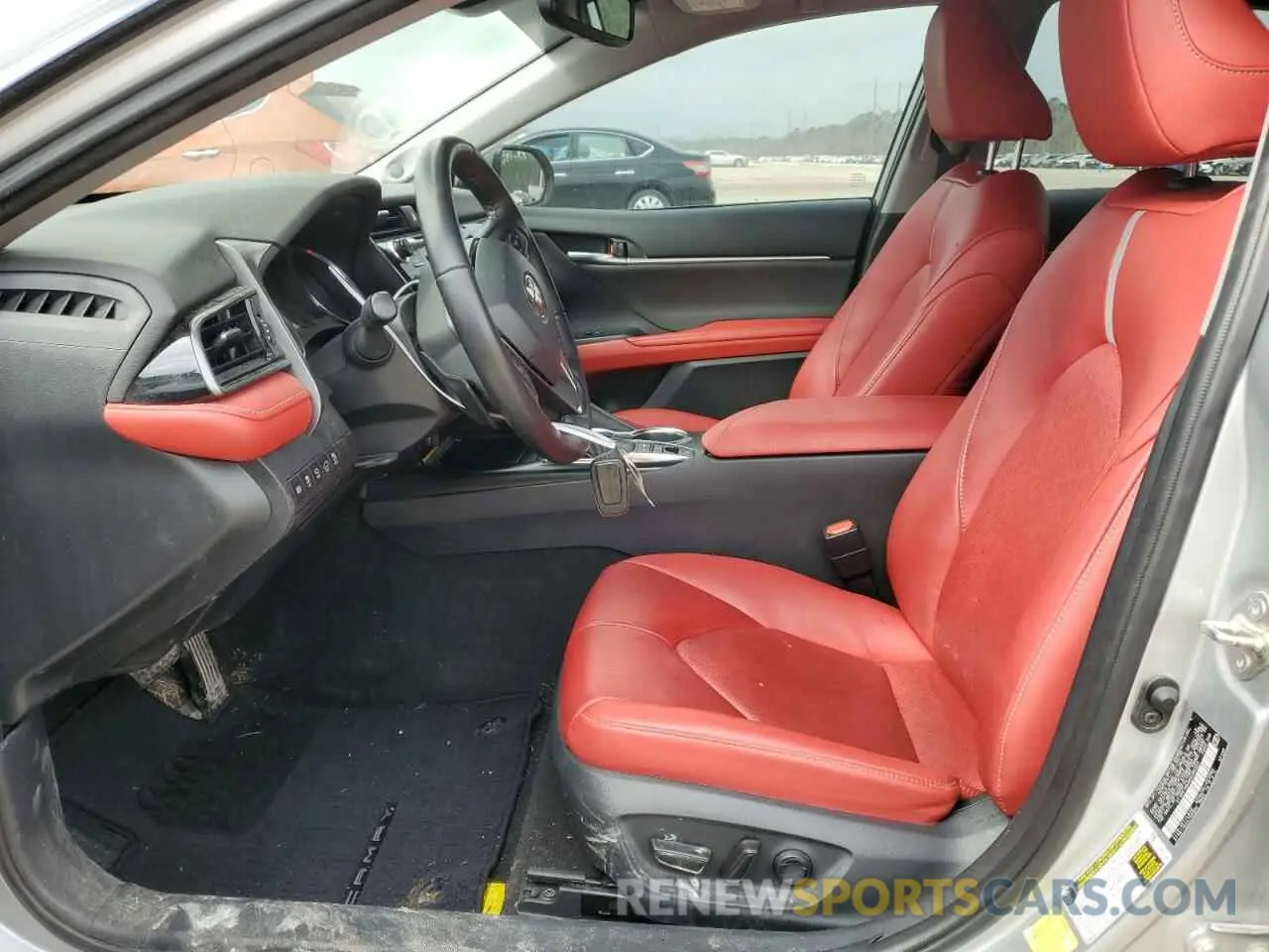 7 fotografías del automóvil dañado 4T1B61HKXKU280391 TOYOTA CAMRY 2019