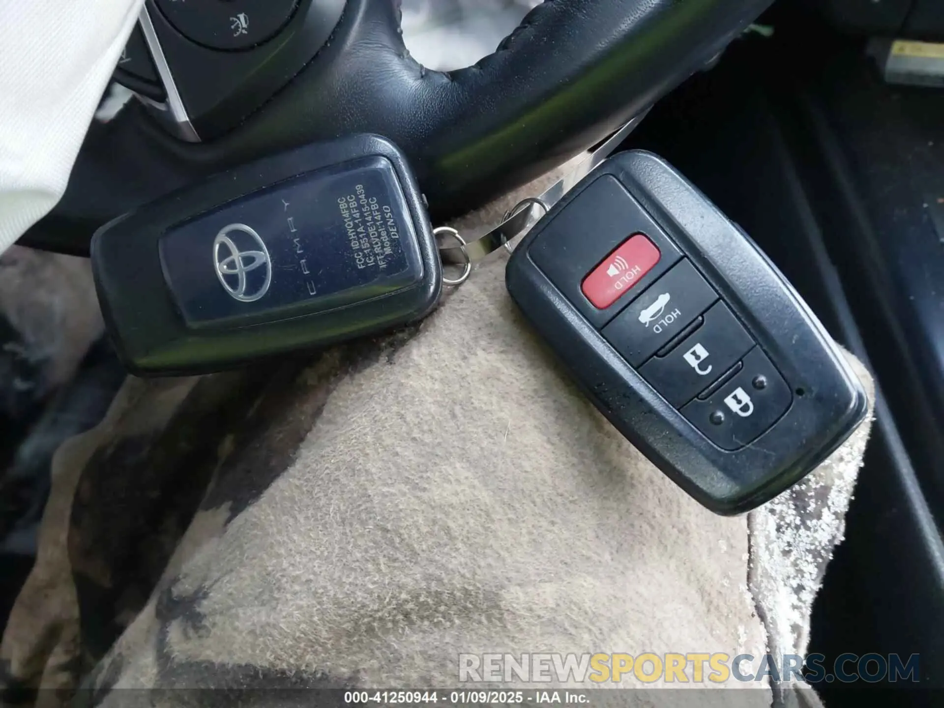 11 fotografías del automóvil dañado 4T1B61HKXKU283128 TOYOTA CAMRY 2019