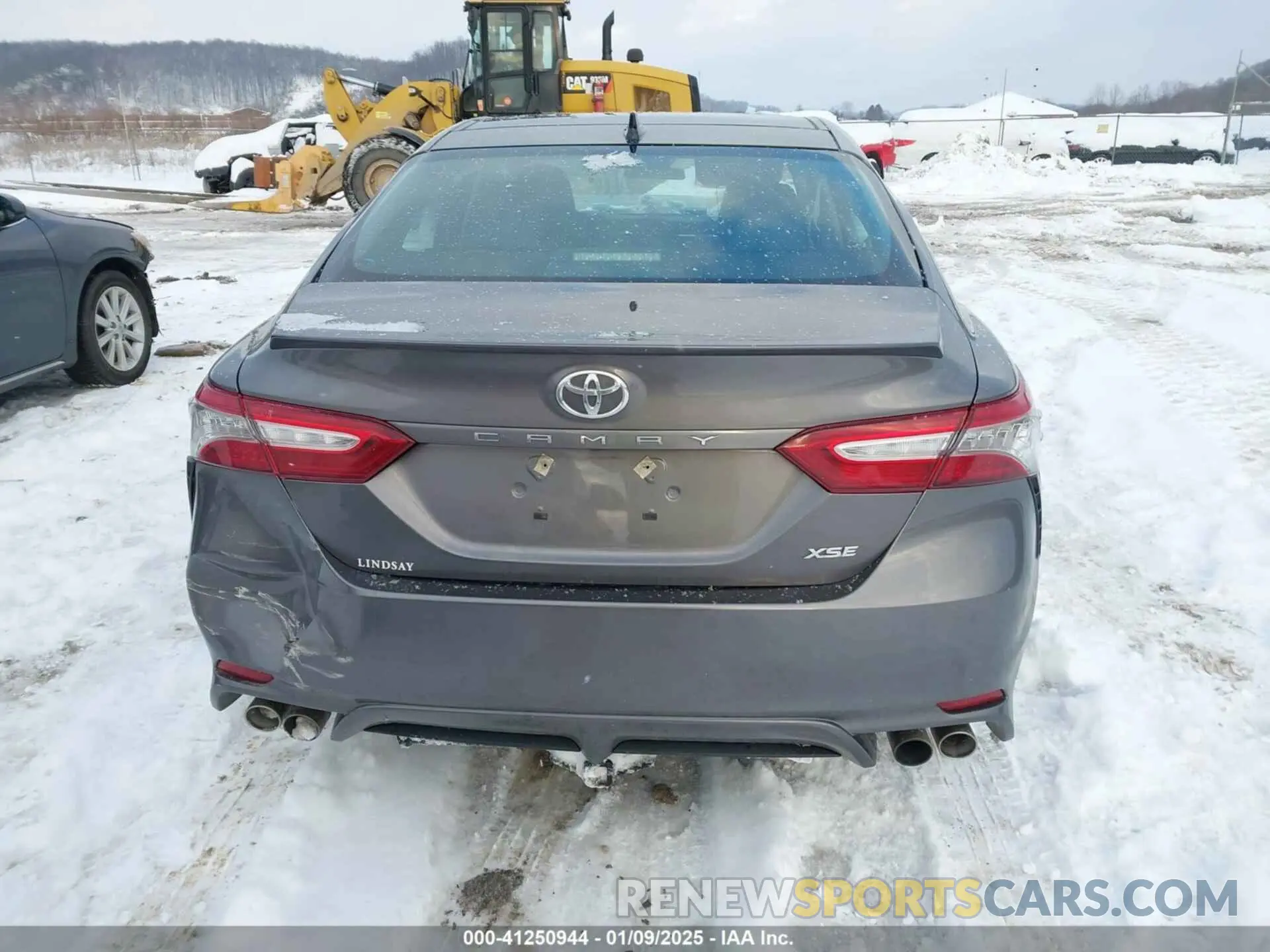 16 fotografías del automóvil dañado 4T1B61HKXKU283128 TOYOTA CAMRY 2019