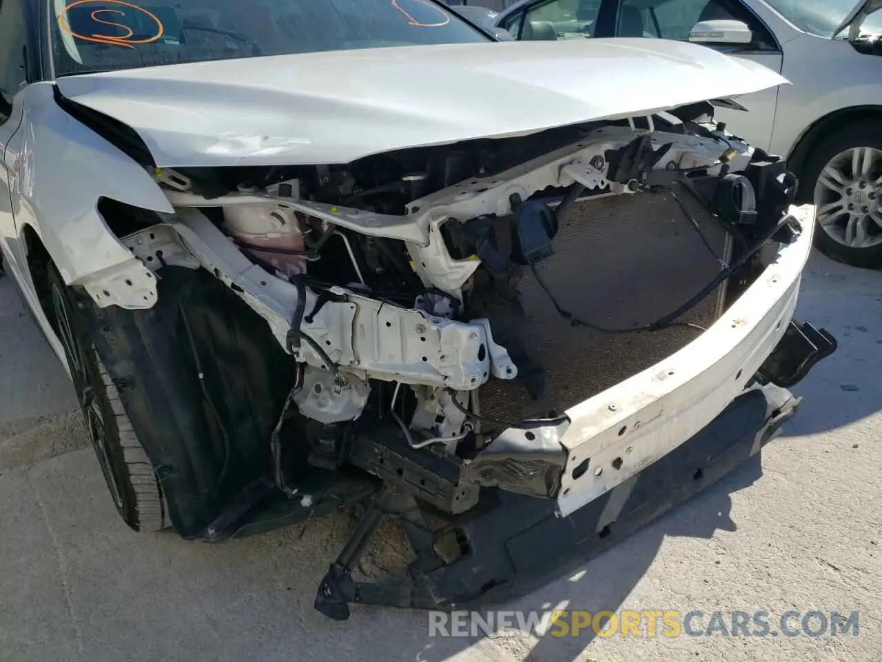 9 fotografías del automóvil dañado 4T1B61HKXKU284747 TOYOTA CAMRY 2019