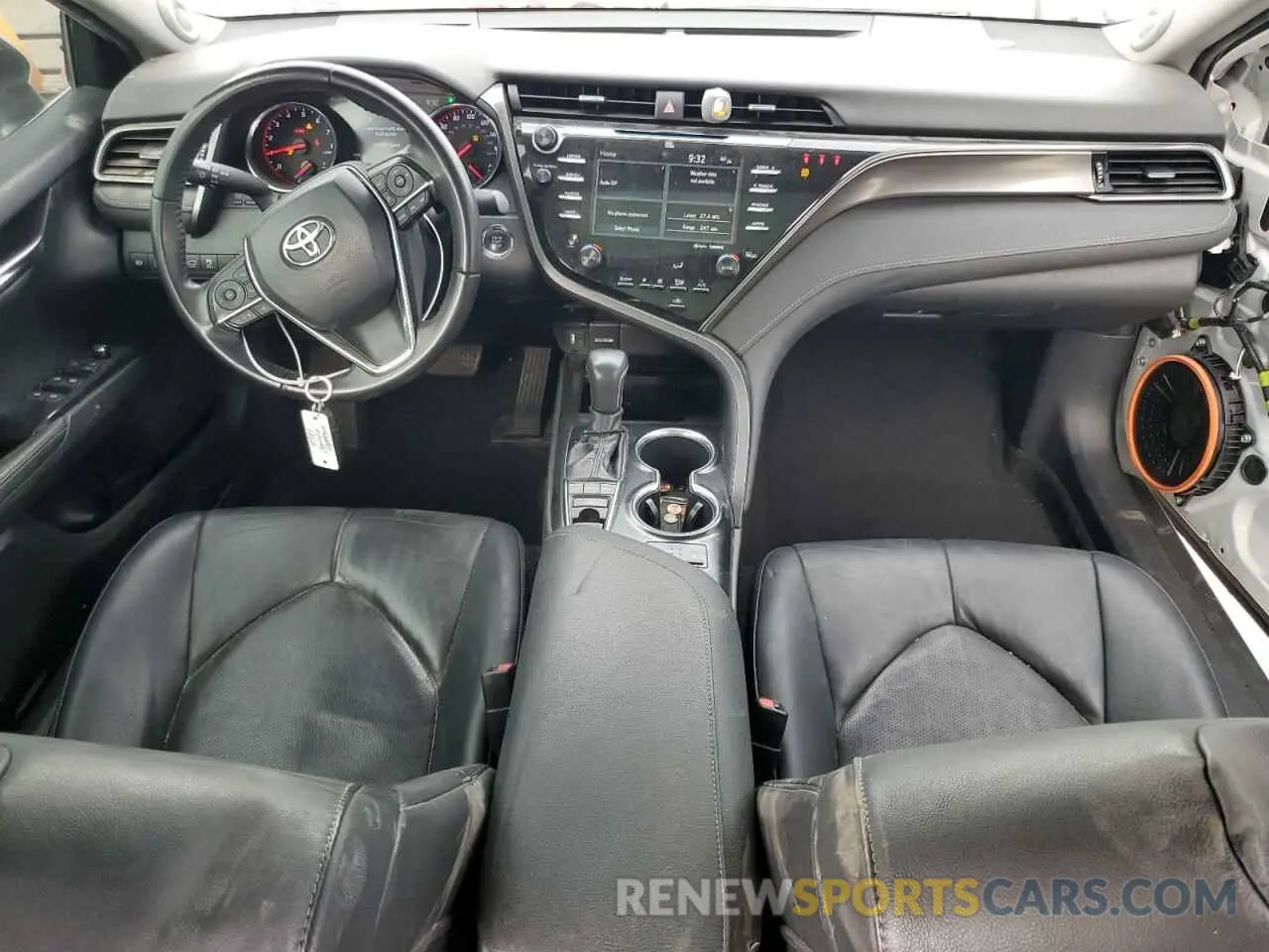 8 fotografías del automóvil dañado 4T1B61HKXKU292136 TOYOTA CAMRY 2019