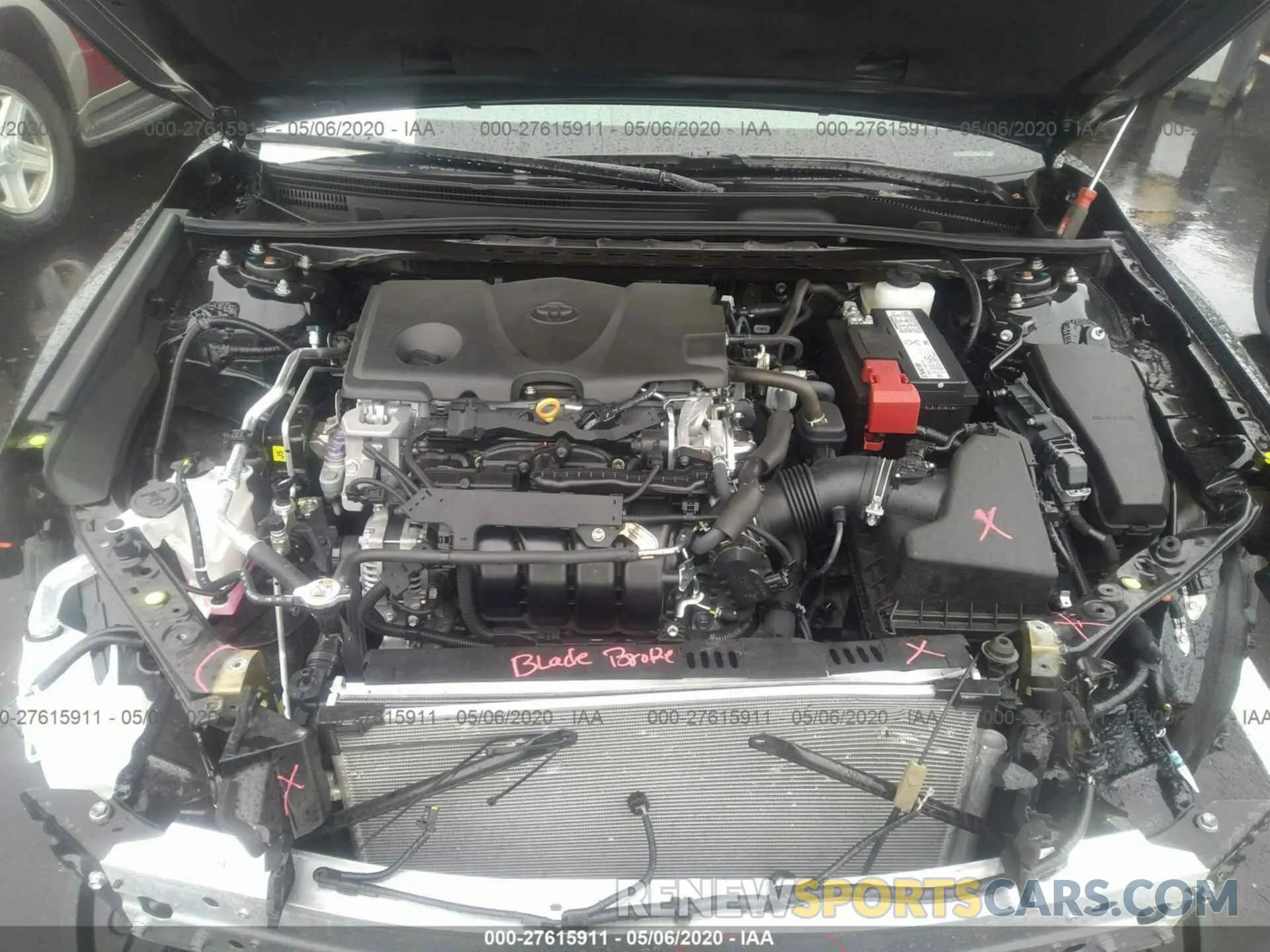 10 fotografías del automóvil dañado 4T1B61HKXKU293741 TOYOTA CAMRY 2019