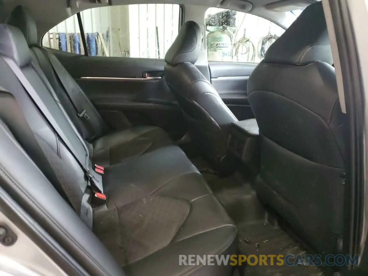 10 fotografías del automóvil dañado 4T1B61HKXKU705494 TOYOTA CAMRY 2019