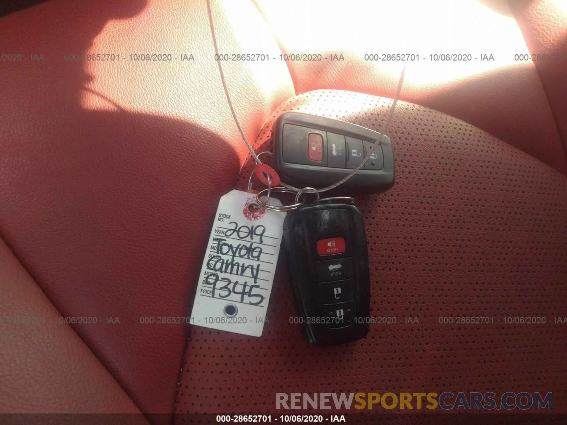 11 fotografías del automóvil dañado 4T1BZ1HK1KU022865 TOYOTA CAMRY 2019