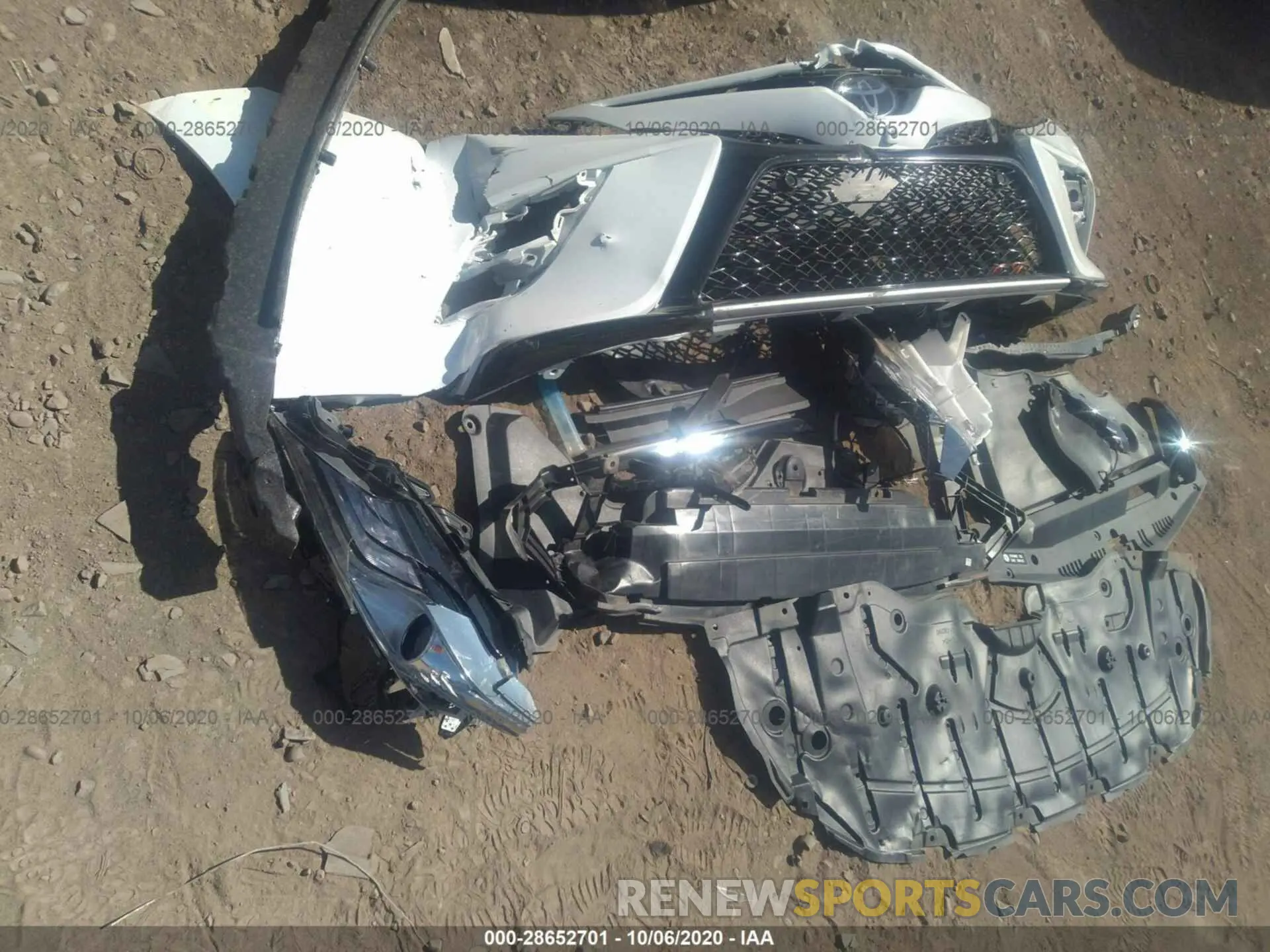12 fotografías del automóvil dañado 4T1BZ1HK1KU022865 TOYOTA CAMRY 2019