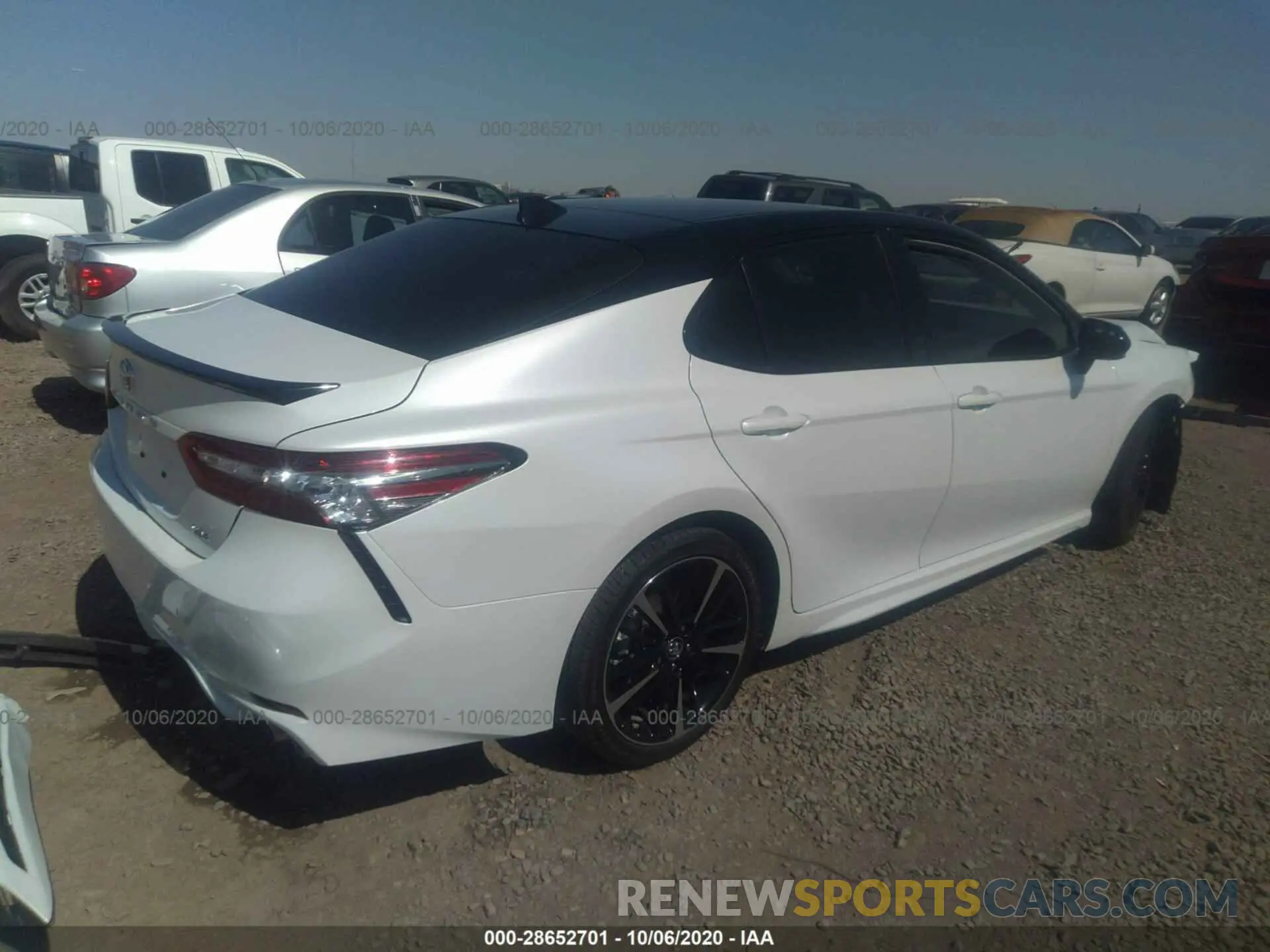 4 fotografías del automóvil dañado 4T1BZ1HK1KU022865 TOYOTA CAMRY 2019