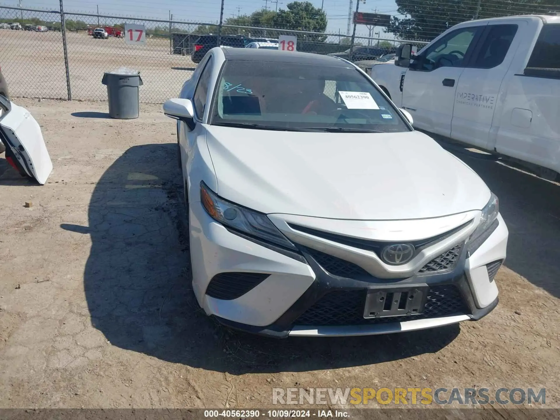 12 fotografías del automóvil dañado 4T1BZ1HK1KU029654 TOYOTA CAMRY 2019