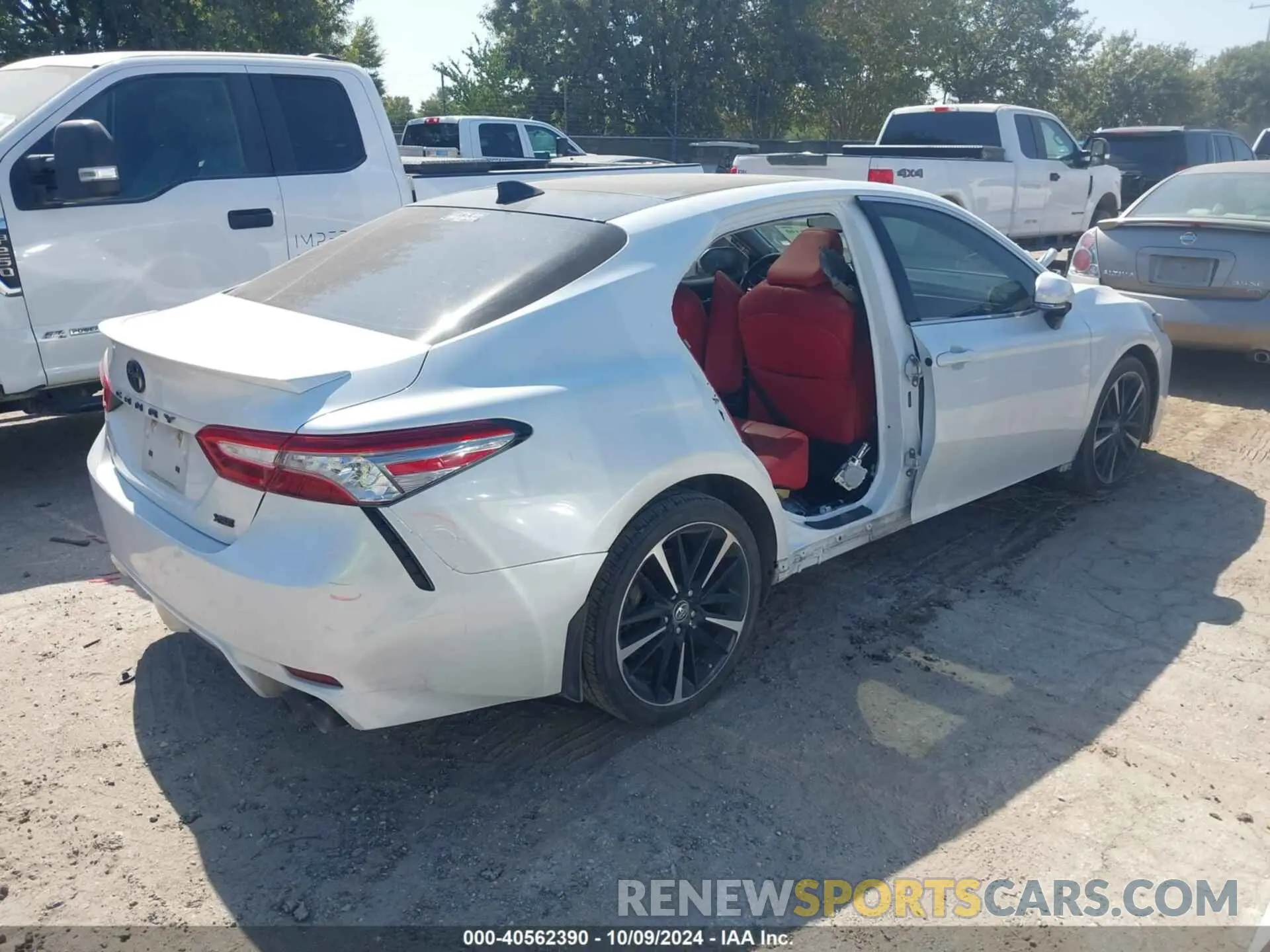 4 fotografías del automóvil dañado 4T1BZ1HK1KU029654 TOYOTA CAMRY 2019