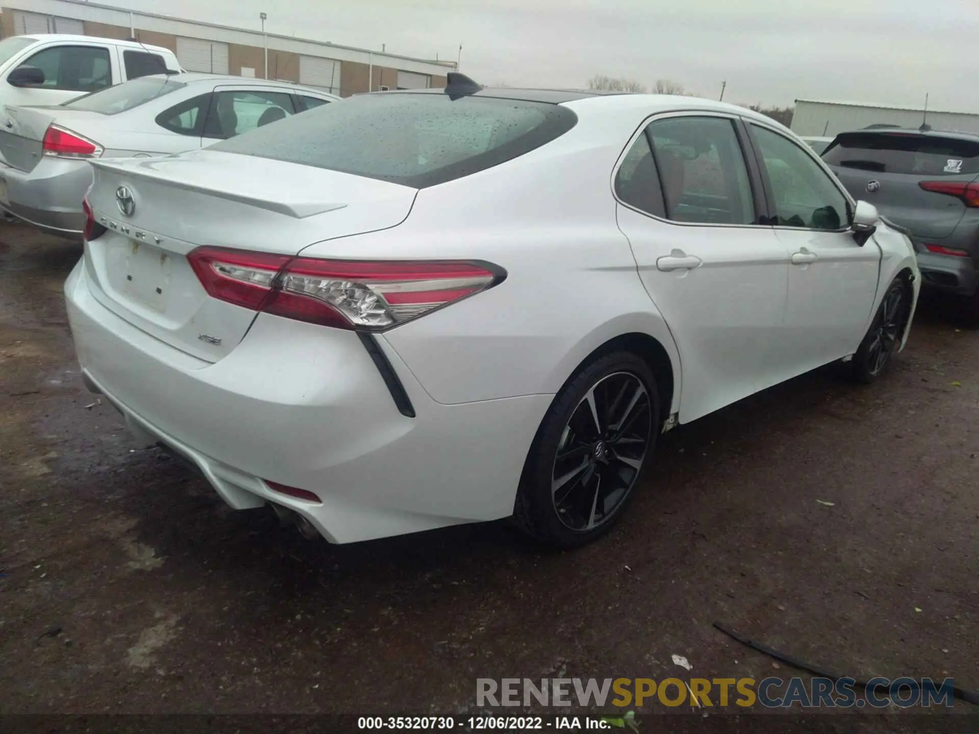 4 fotografías del automóvil dañado 4T1BZ1HK2KU027797 TOYOTA CAMRY 2019