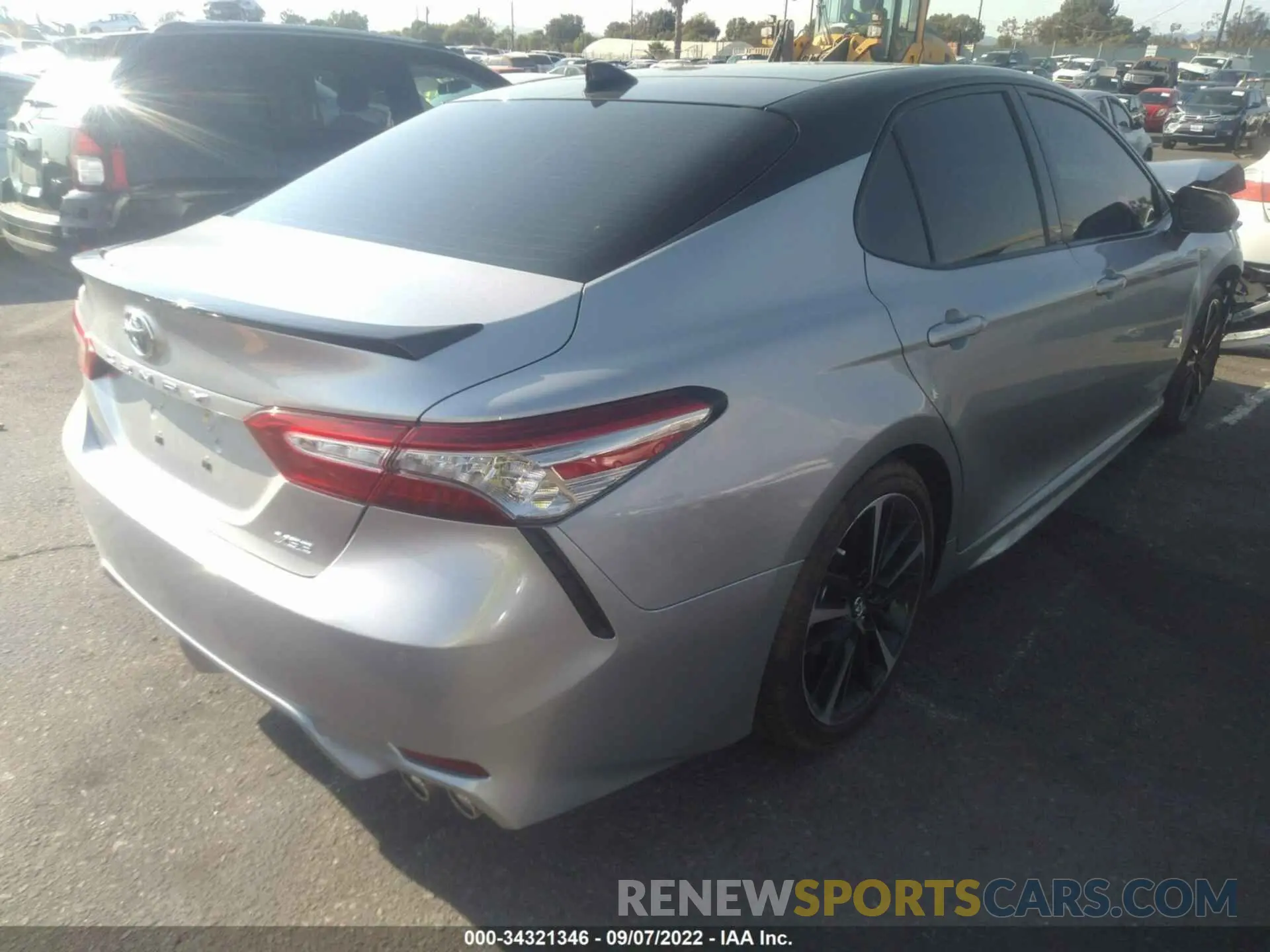 4 fotografías del automóvil dañado 4T1BZ1HK3KU027677 TOYOTA CAMRY 2019