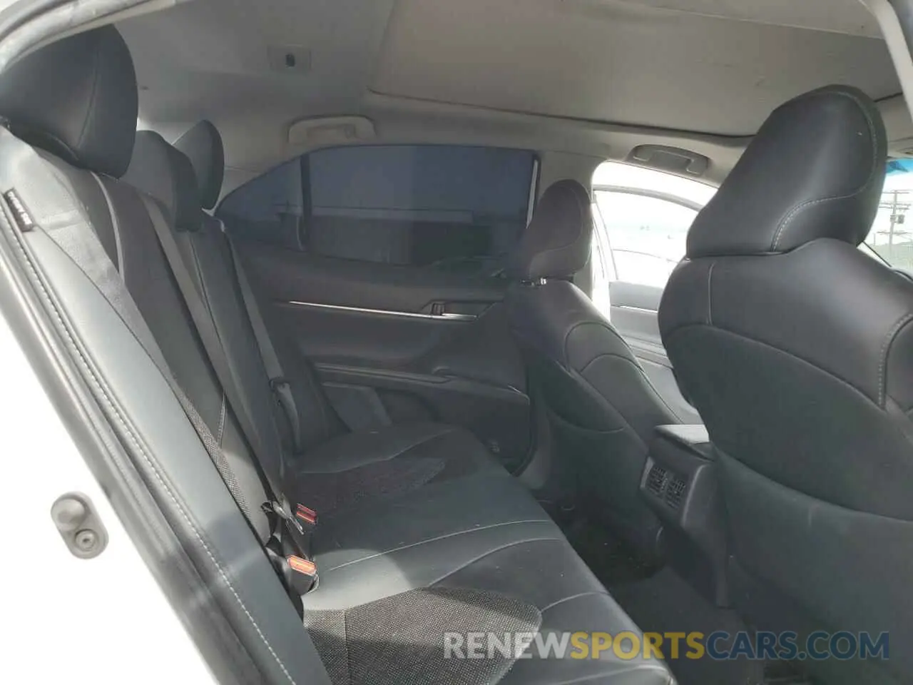 10 fotografías del automóvil dañado 4T1BZ1HK3KU029574 TOYOTA CAMRY 2019