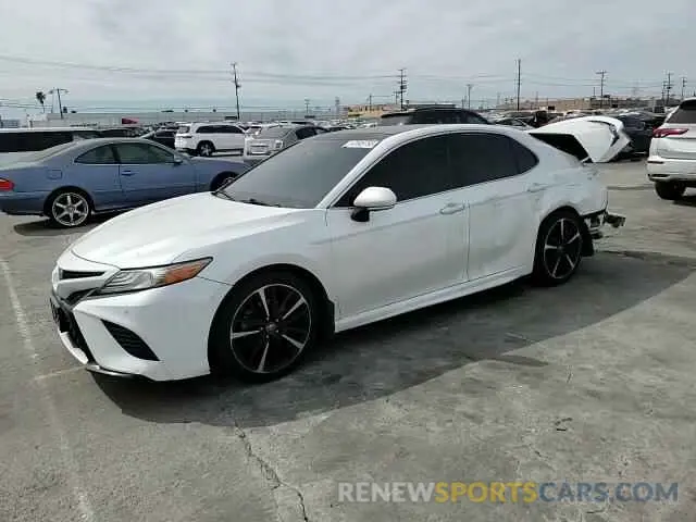 11 fotografías del automóvil dañado 4T1BZ1HK3KU029574 TOYOTA CAMRY 2019