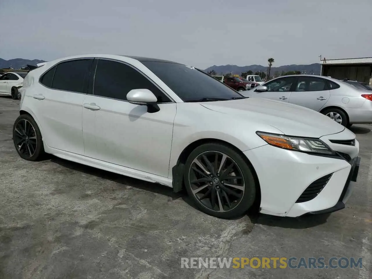 4 fotografías del automóvil dañado 4T1BZ1HK3KU029574 TOYOTA CAMRY 2019