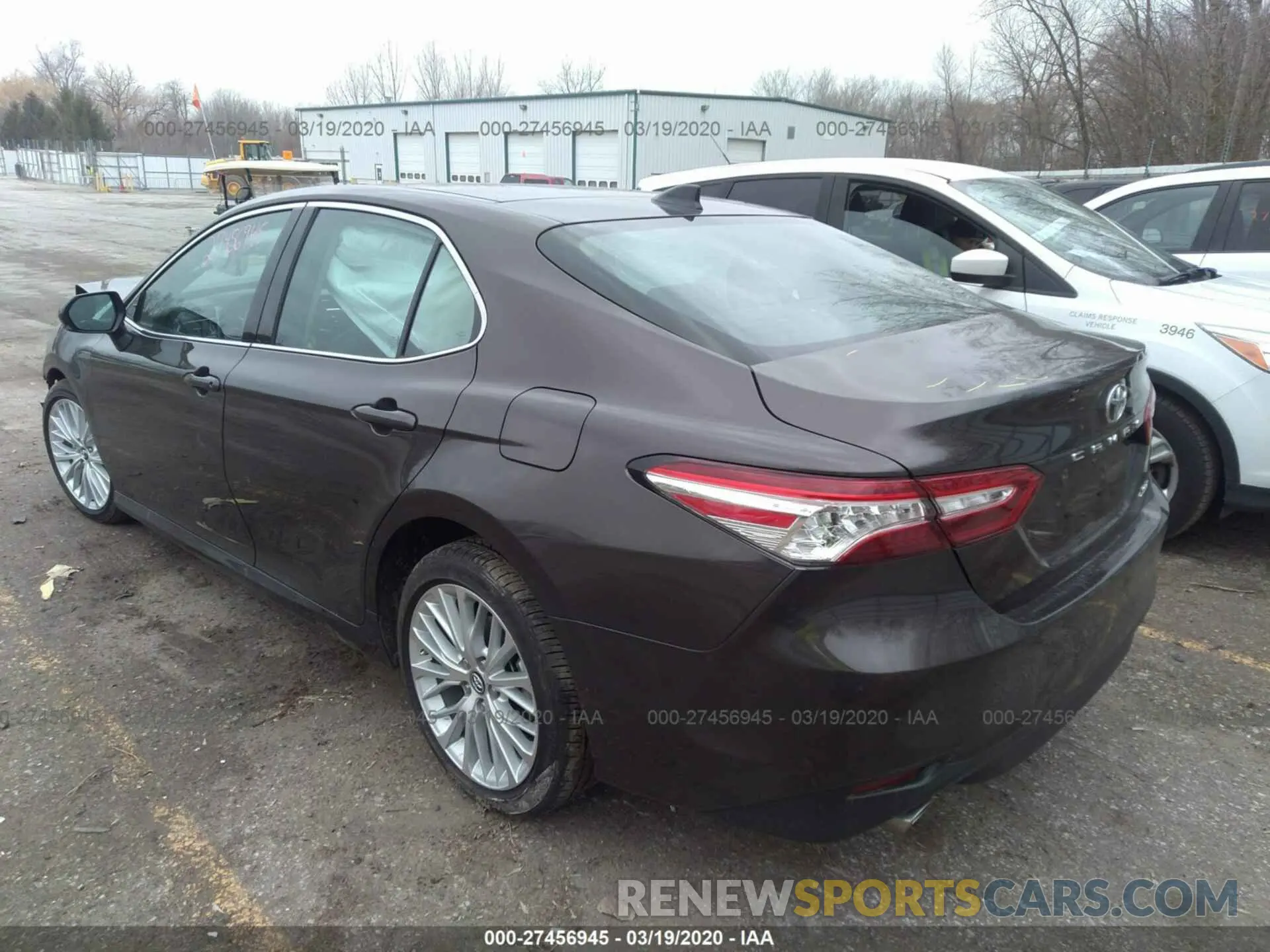 3 fotografías del automóvil dañado 4T1BZ1HK4KU022648 TOYOTA CAMRY 2019