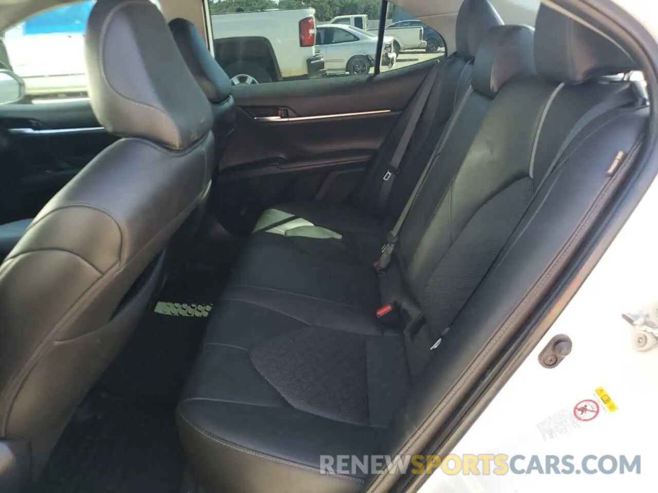10 fotografías del automóvil dañado 4T1BZ1HK7KU027049 TOYOTA CAMRY 2019