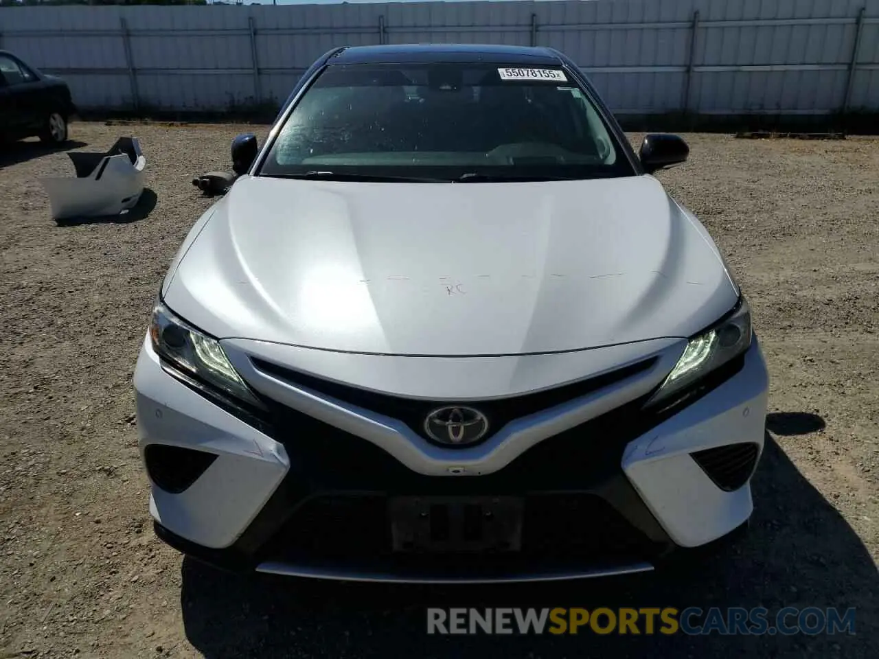 5 fotografías del automóvil dañado 4T1BZ1HK7KU027049 TOYOTA CAMRY 2019