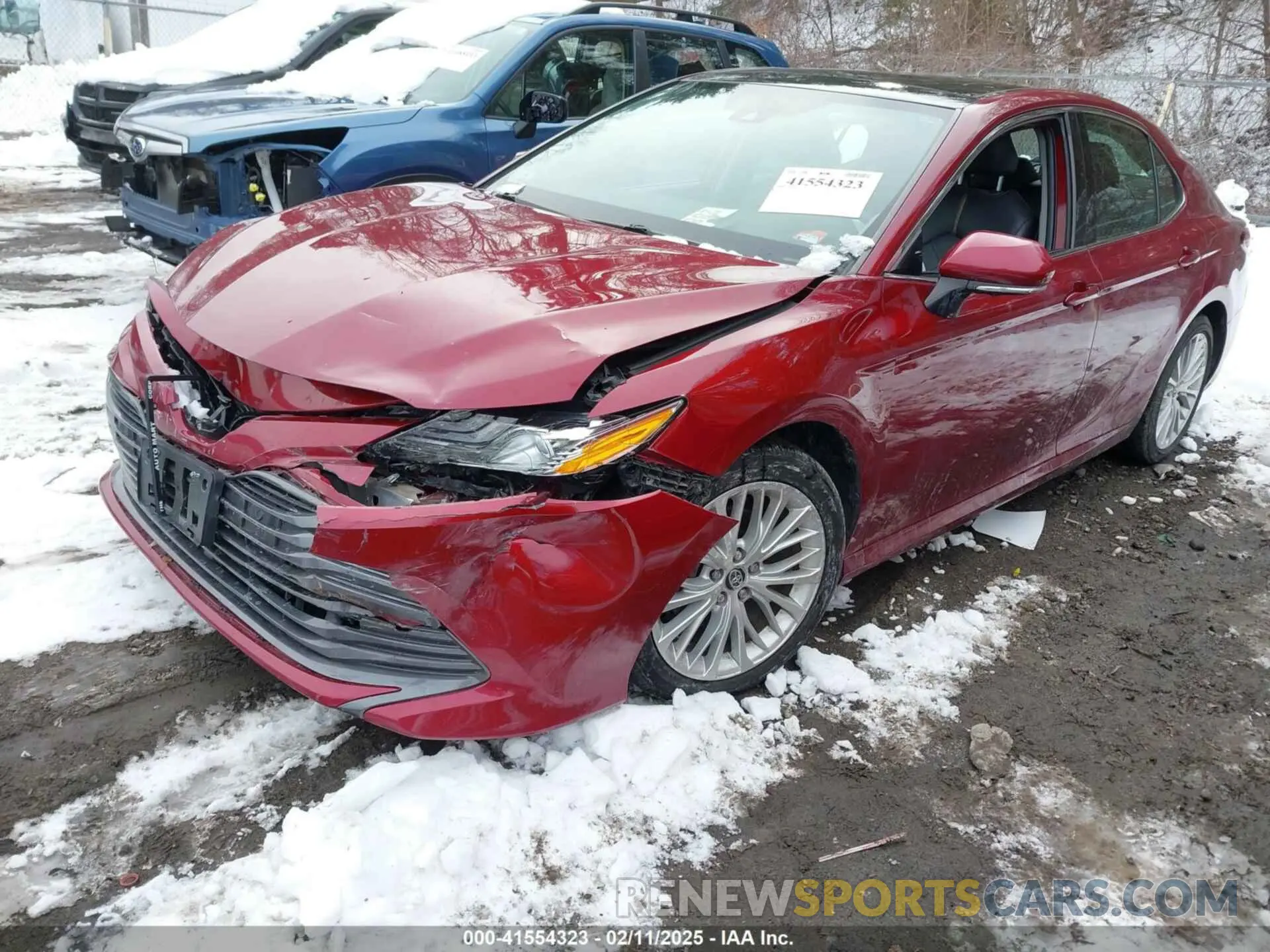 2 fotografías del automóvil dañado 4T1BZ1HK7KU027200 TOYOTA CAMRY 2019