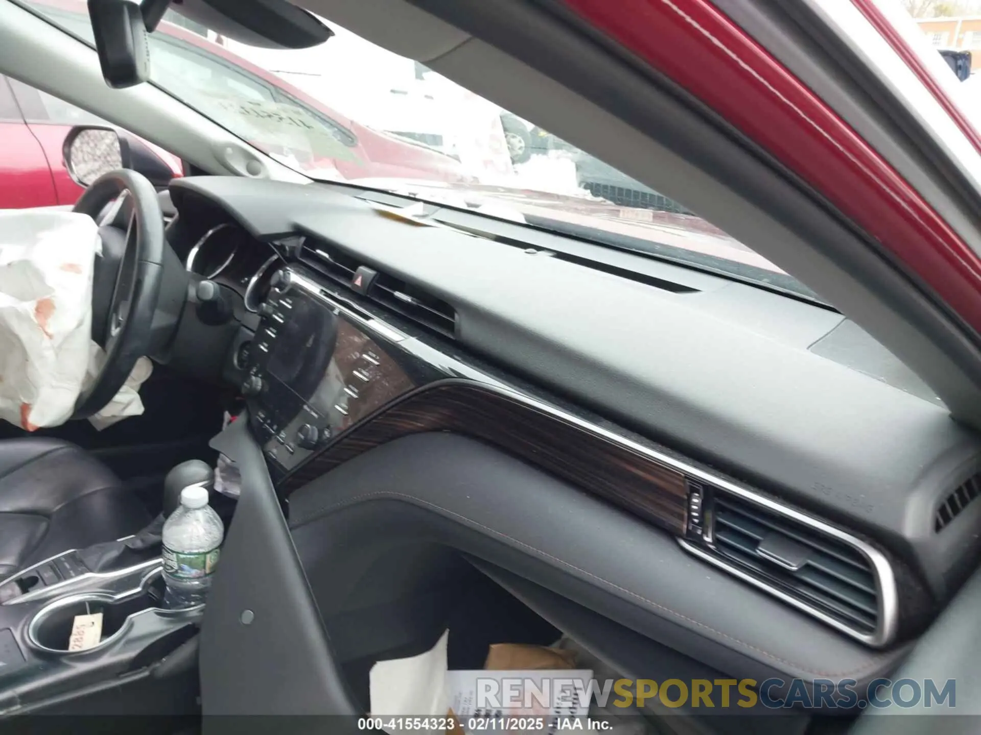 5 fotografías del automóvil dañado 4T1BZ1HK7KU027200 TOYOTA CAMRY 2019