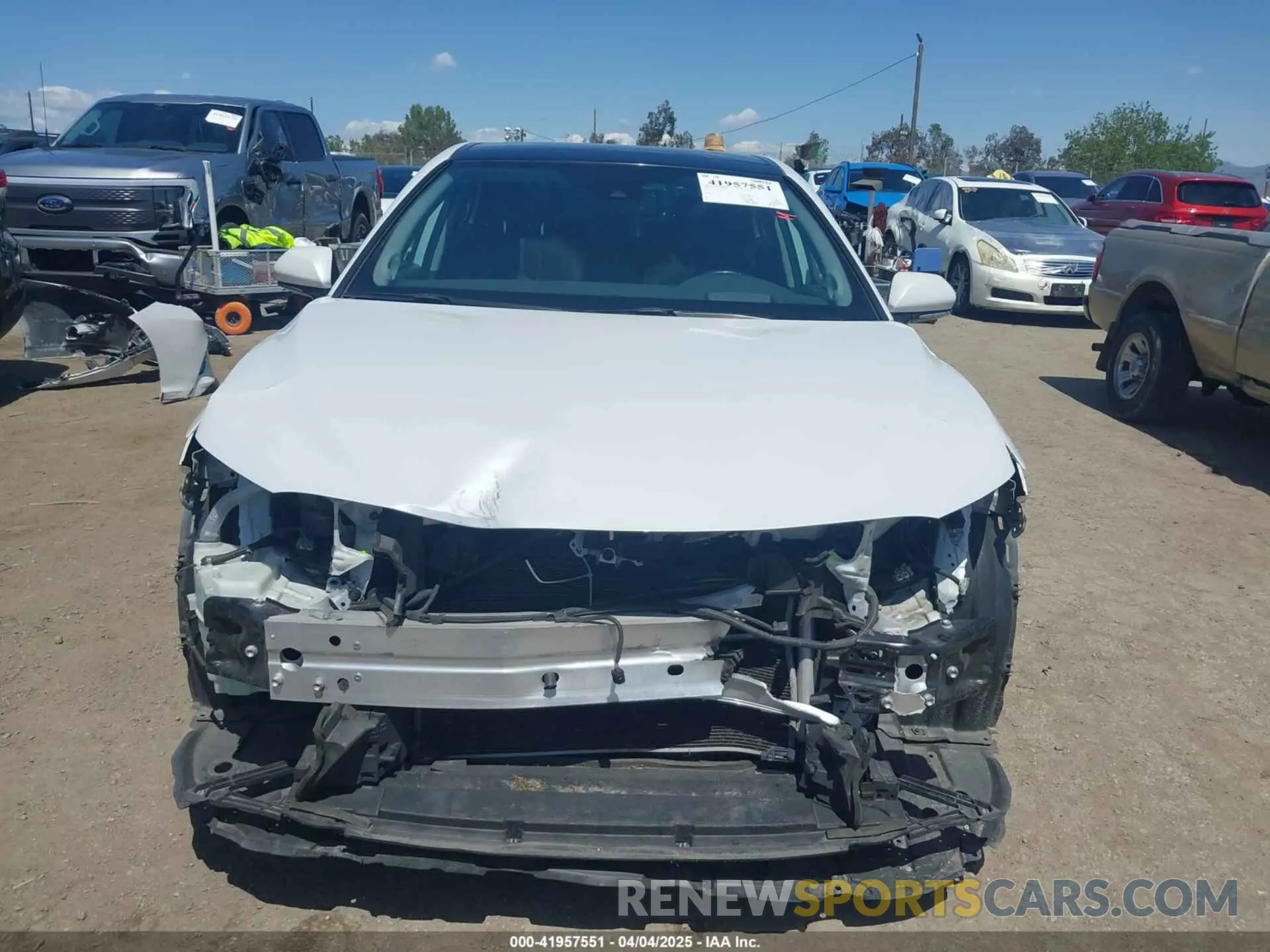 13 fotografías del automóvil dañado 4T1BZ1HK7KU030775 TOYOTA CAMRY 2019