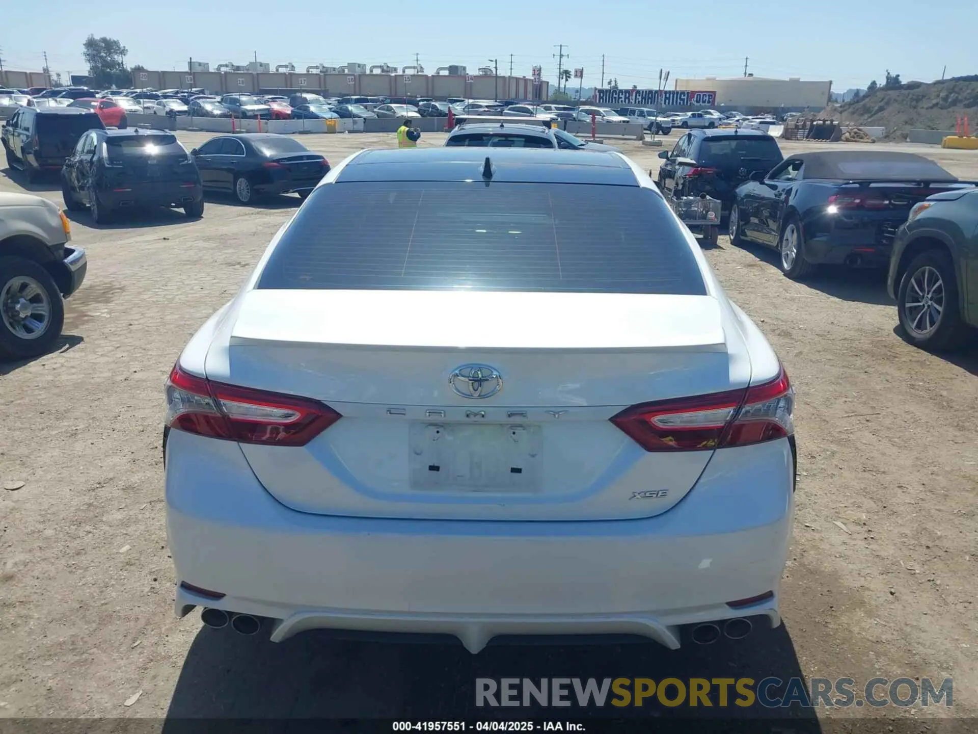 17 fotografías del automóvil dañado 4T1BZ1HK7KU030775 TOYOTA CAMRY 2019