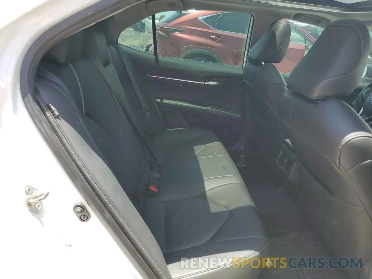 10 fotografías del automóvil dañado 4T1BZ1HK8KU026301 TOYOTA CAMRY 2019