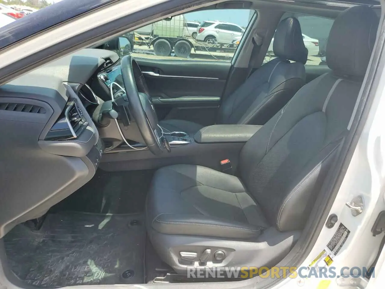 7 fotografías del automóvil dañado 4T1BZ1HK8KU026301 TOYOTA CAMRY 2019