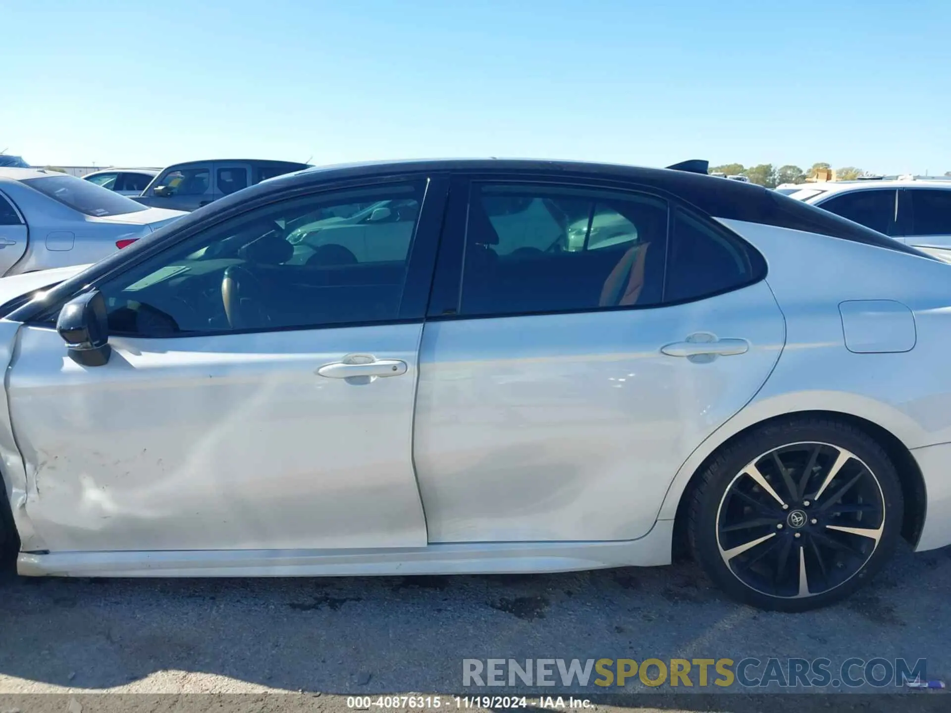 14 fotografías del automóvil dañado 4T1BZ1HK8KU028789 TOYOTA CAMRY 2019