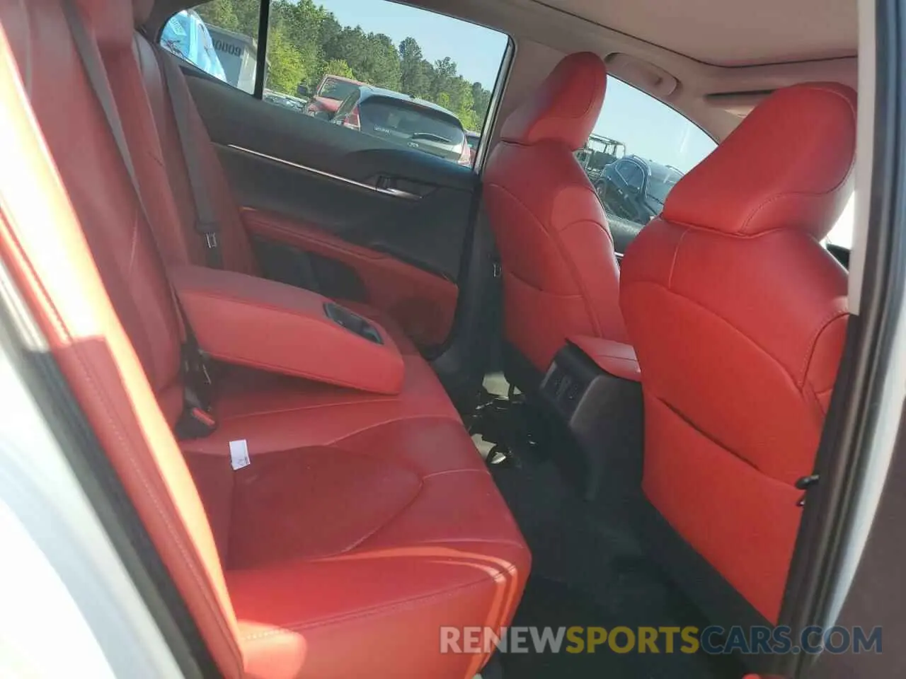 10 fotografías del automóvil dañado 4T1BZ1HK8KU032275 TOYOTA CAMRY 2019