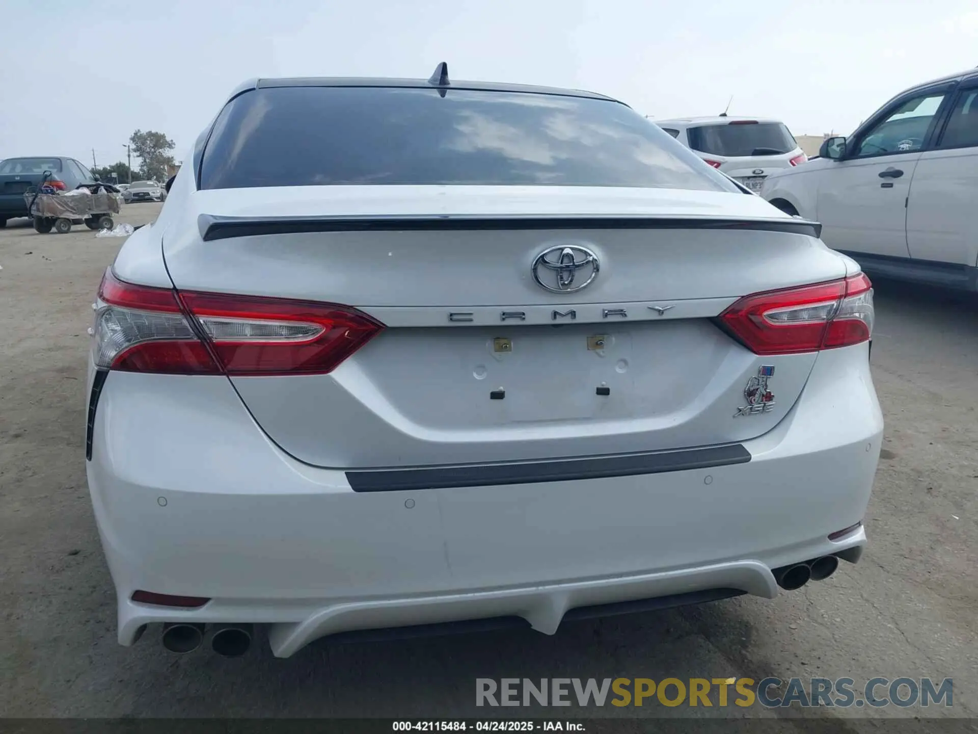 16 fotografías del automóvil dañado 4T1BZ1HK9KU025108 TOYOTA CAMRY 2019