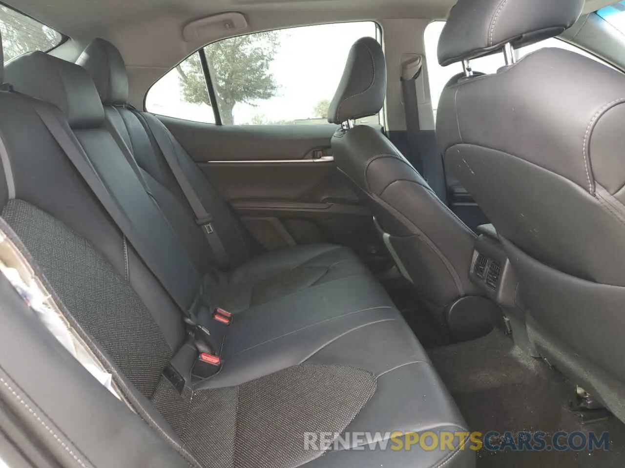 11 fotografías del automóvil dañado 4T1BZ1HK9KU030311 TOYOTA CAMRY 2019