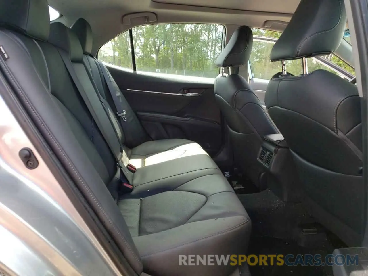 10 fotografías del automóvil dañado 4T1BZ1HK9KU031149 TOYOTA CAMRY 2019