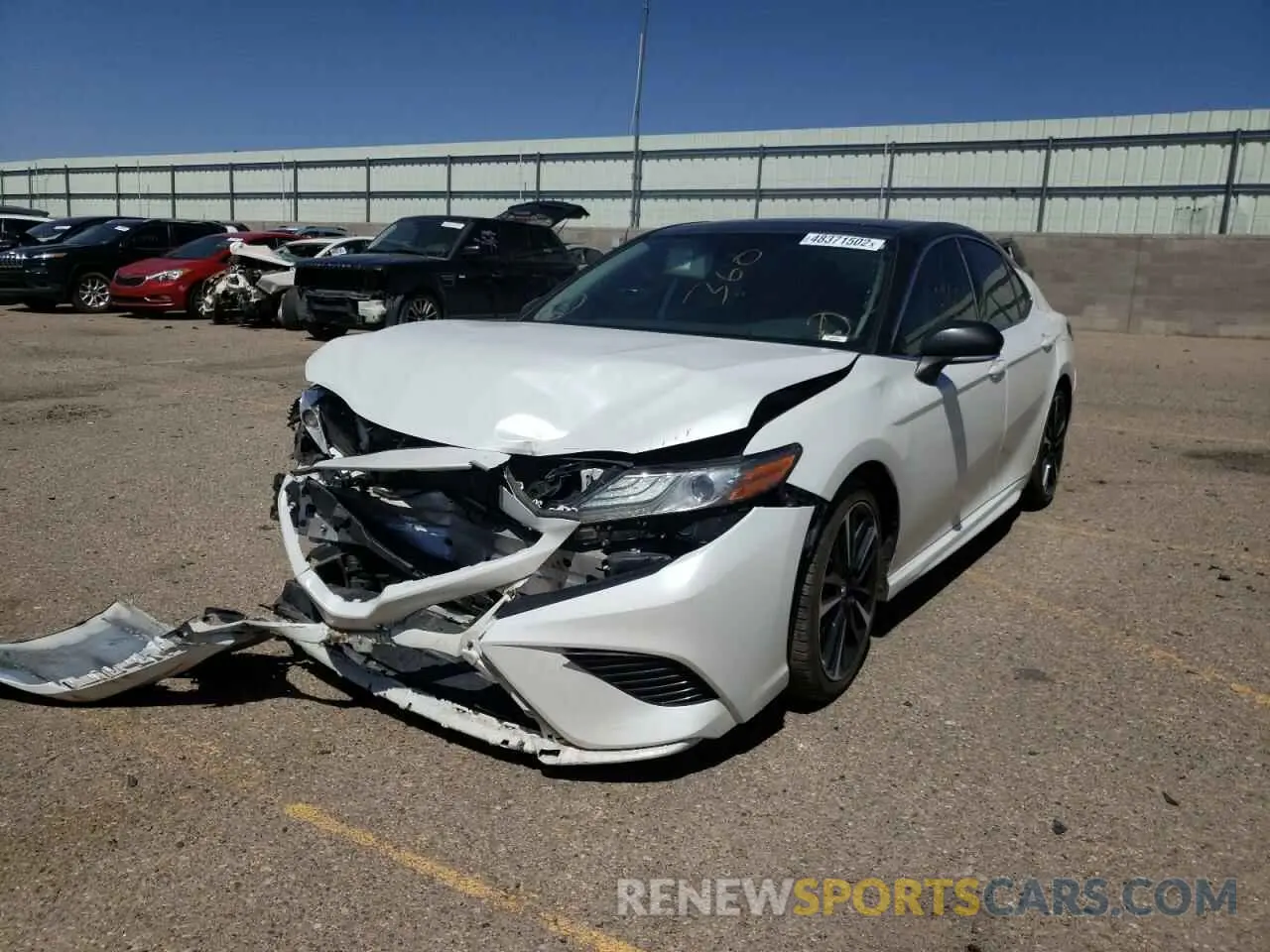 2 fotografías del automóvil dañado 4T1BZ1HK9KU508291 TOYOTA CAMRY 2019