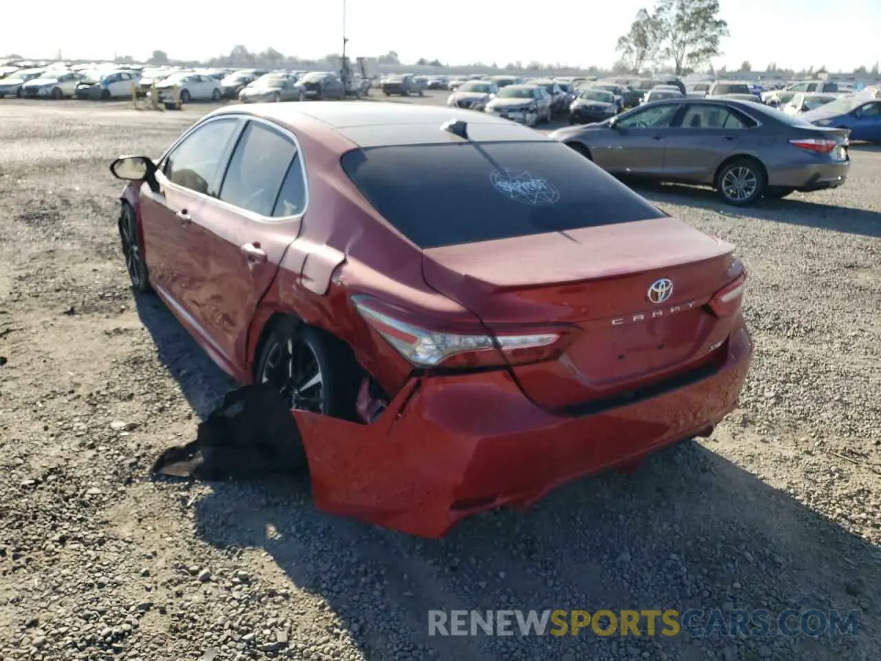 3 fotografías del automóvil dañado 4T1BZ1HKXKU026297 TOYOTA CAMRY 2019