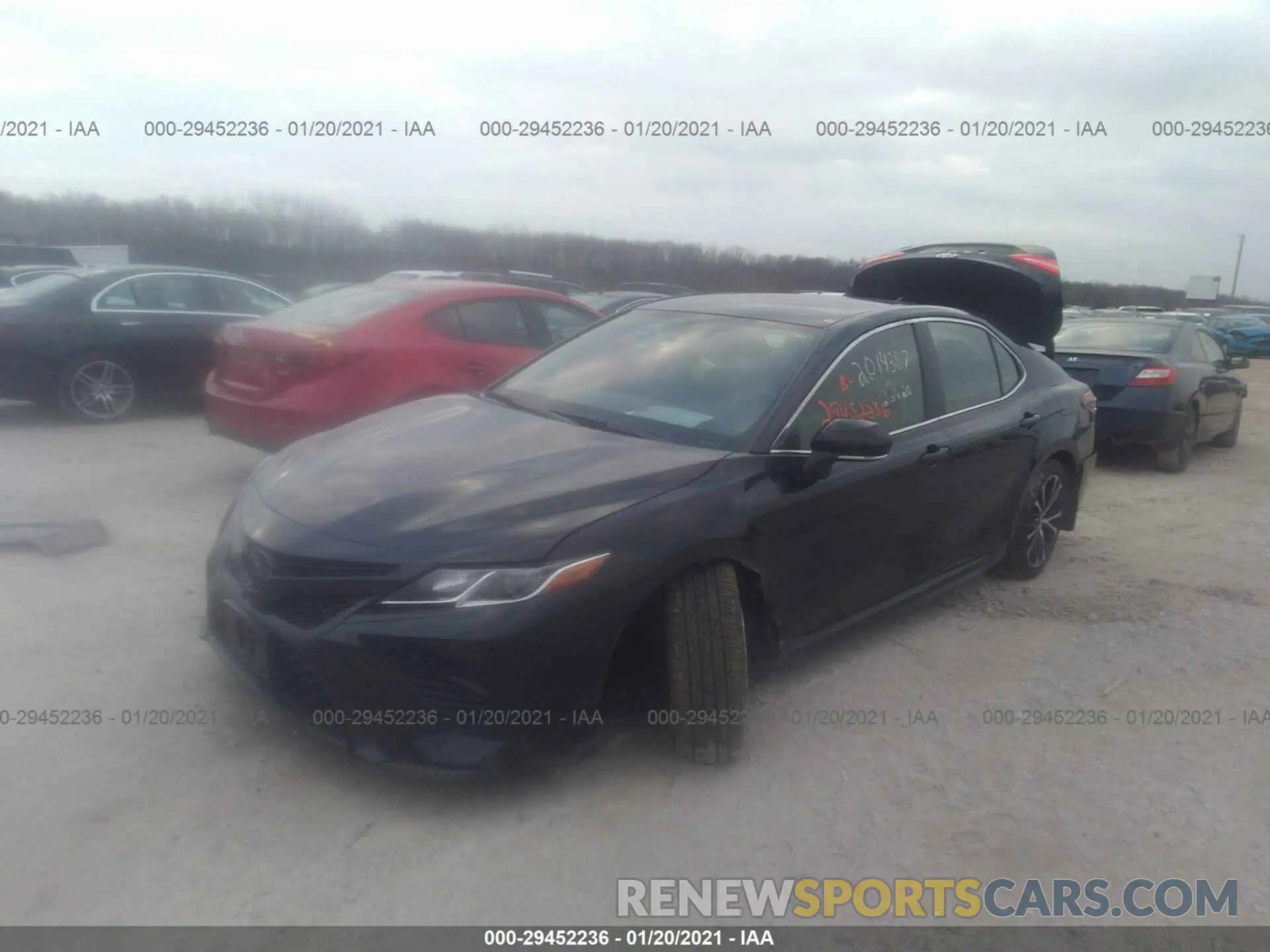 2 fotografías del automóvil dañado JTNB11HK1K3086207 TOYOTA CAMRY 2019