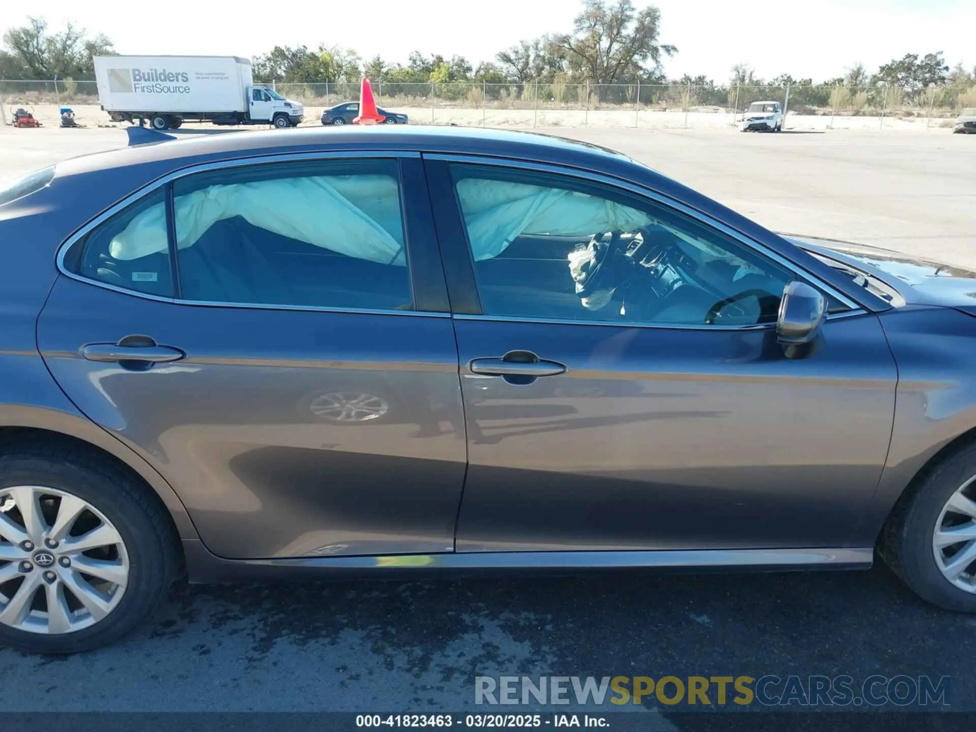 13 fotografías del automóvil dañado 4T1C11AK0LU347370 TOYOTA CAMRY 2020