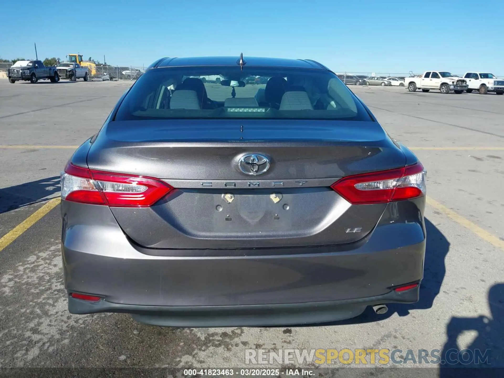16 fotografías del automóvil dañado 4T1C11AK0LU347370 TOYOTA CAMRY 2020